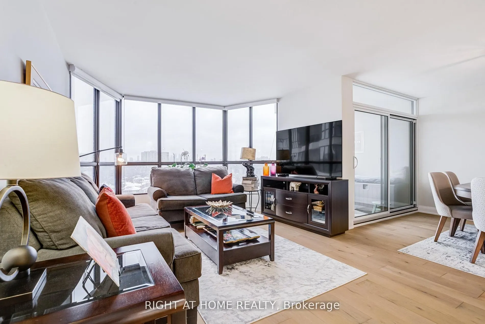 1333 Bloor Street E #606