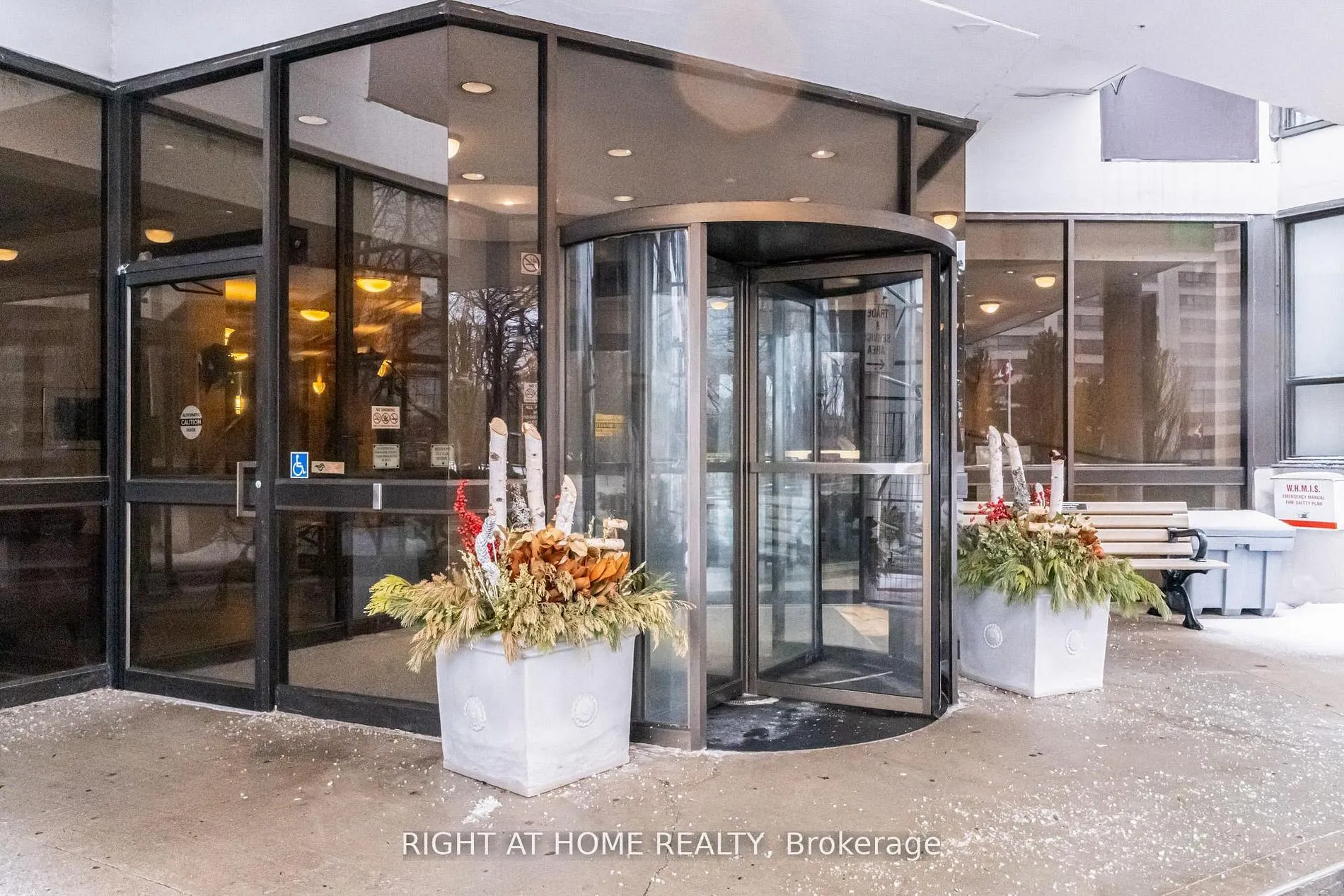 1333 Bloor Street E #606