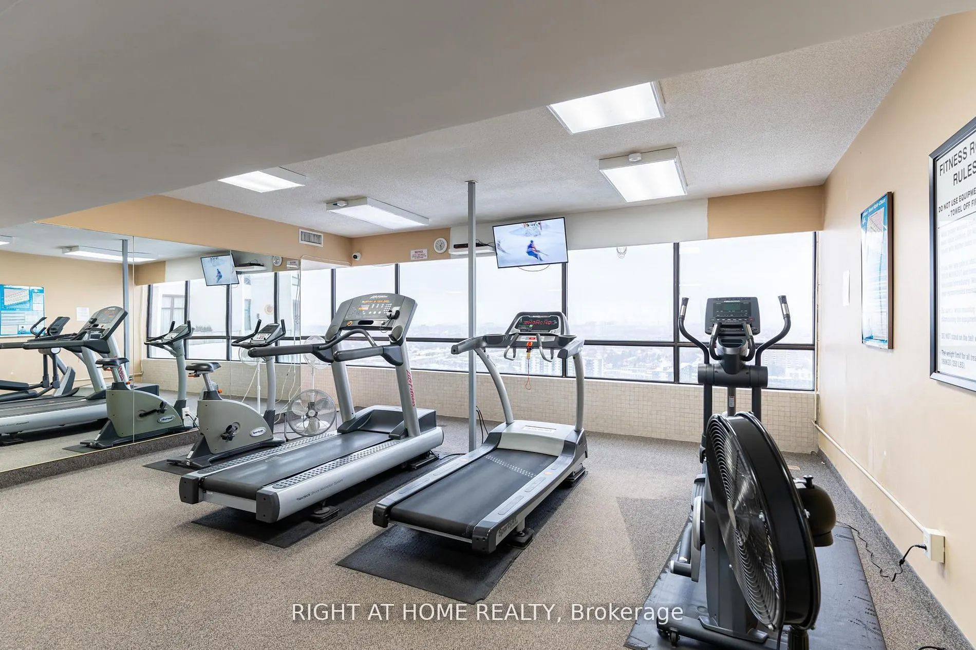 1333 Bloor Street E #606