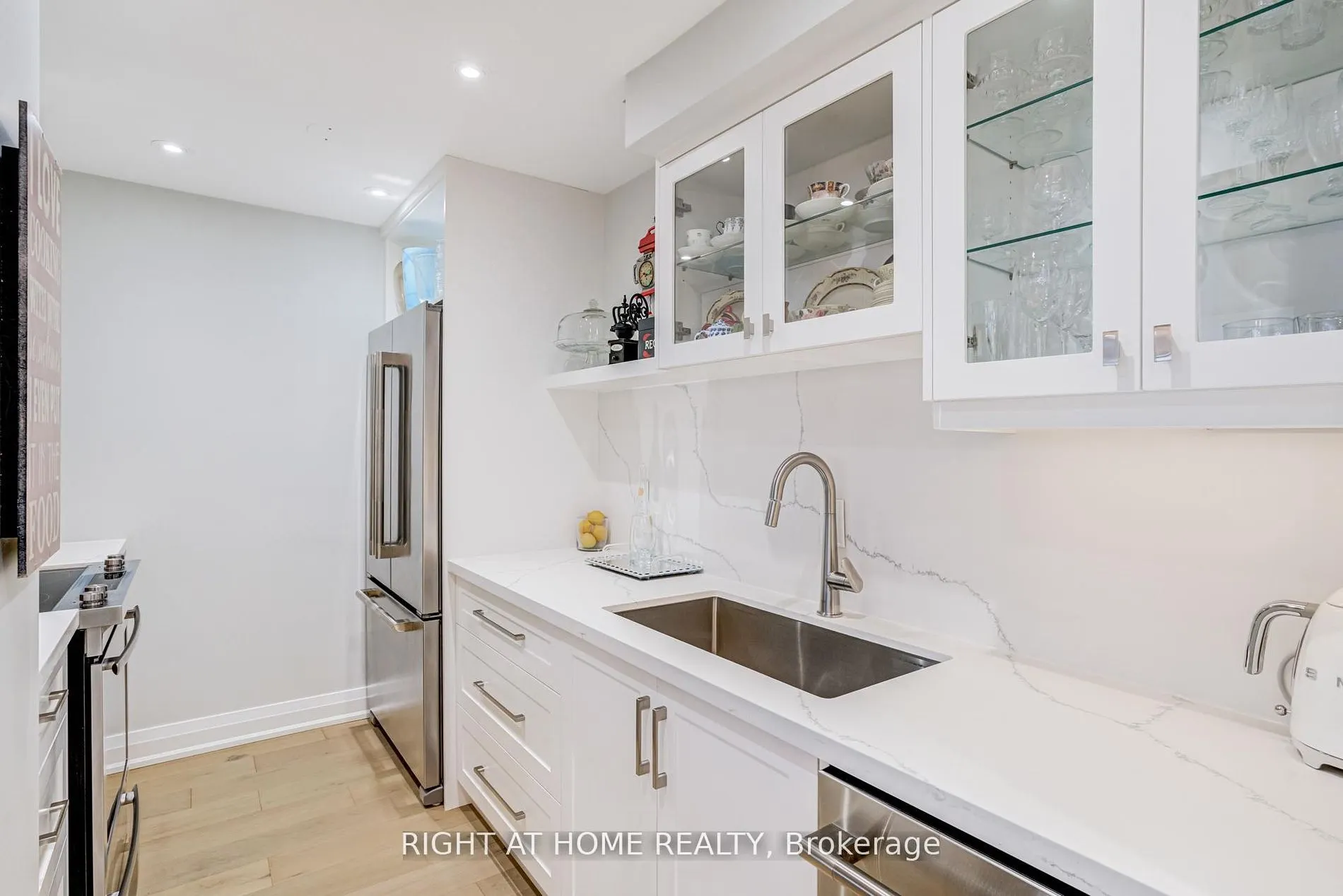 1333 Bloor Street E #606