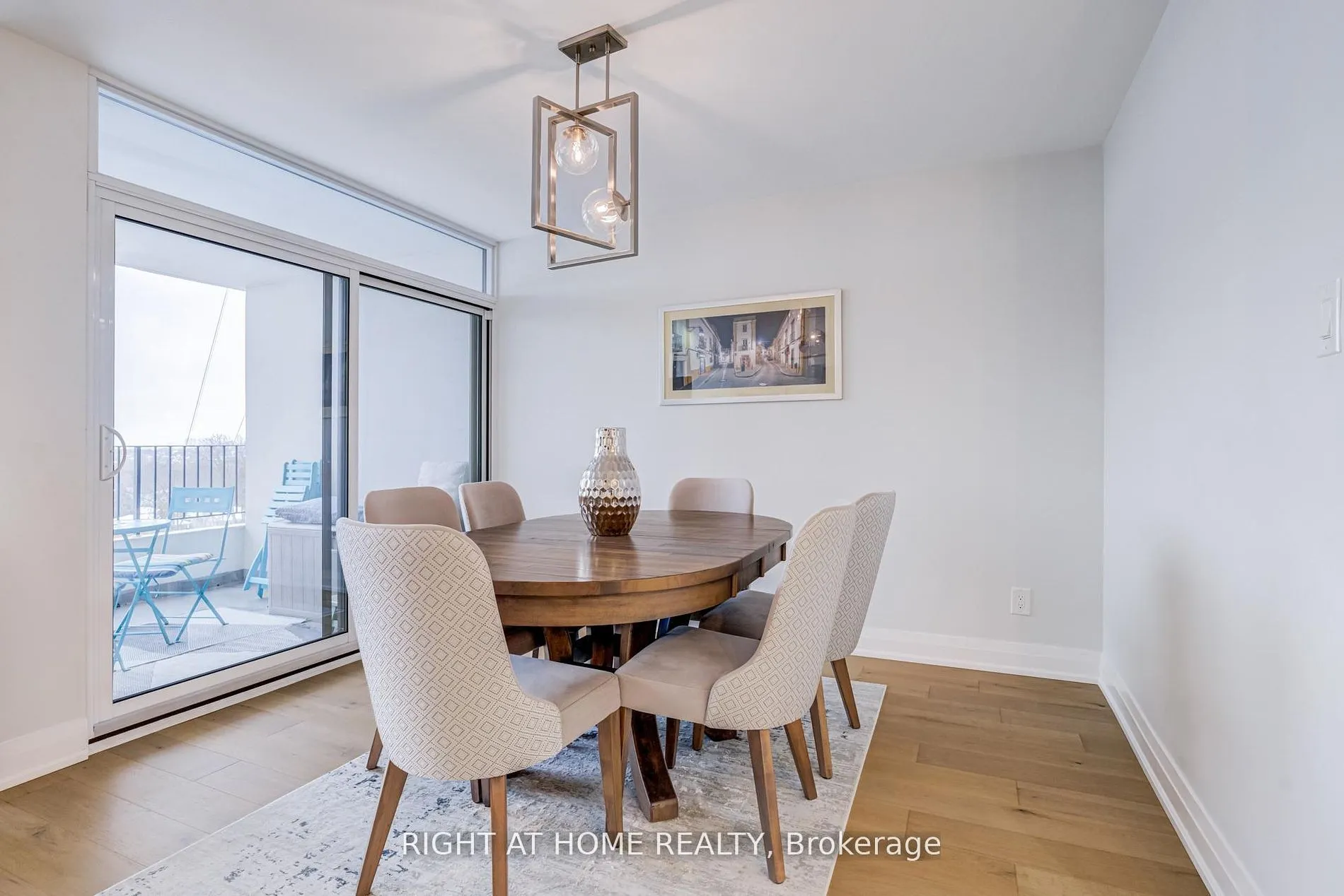1333 Bloor Street E #606