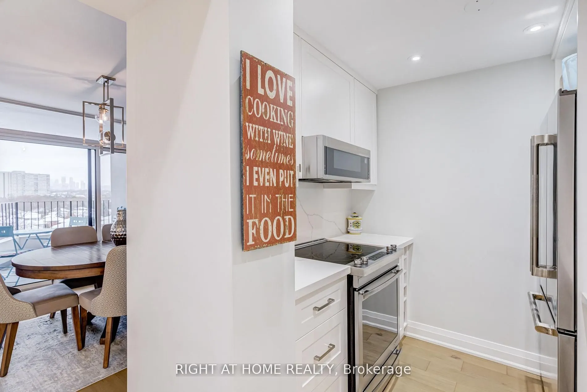 1333 Bloor Street E #606