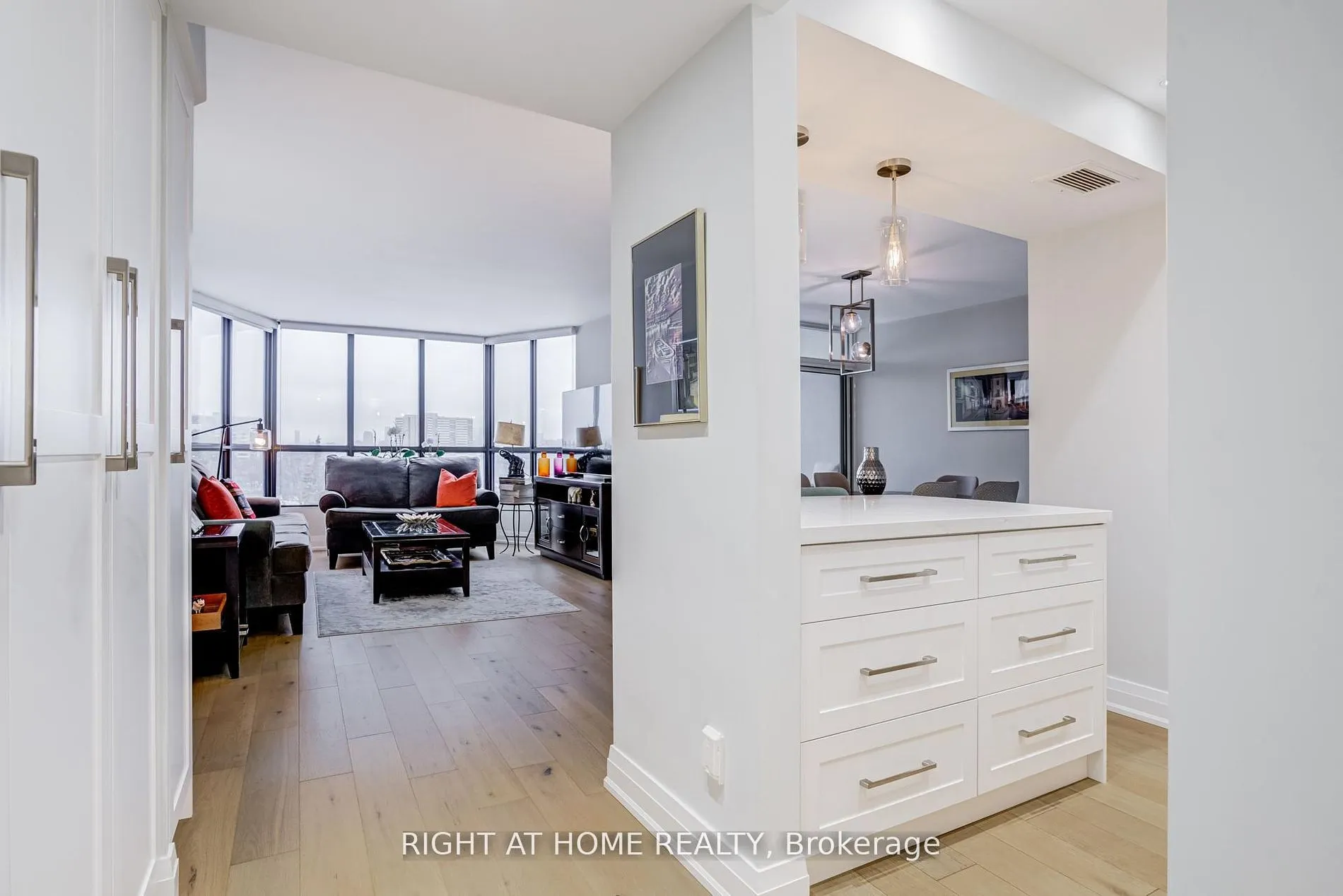 1333 Bloor Street E #606