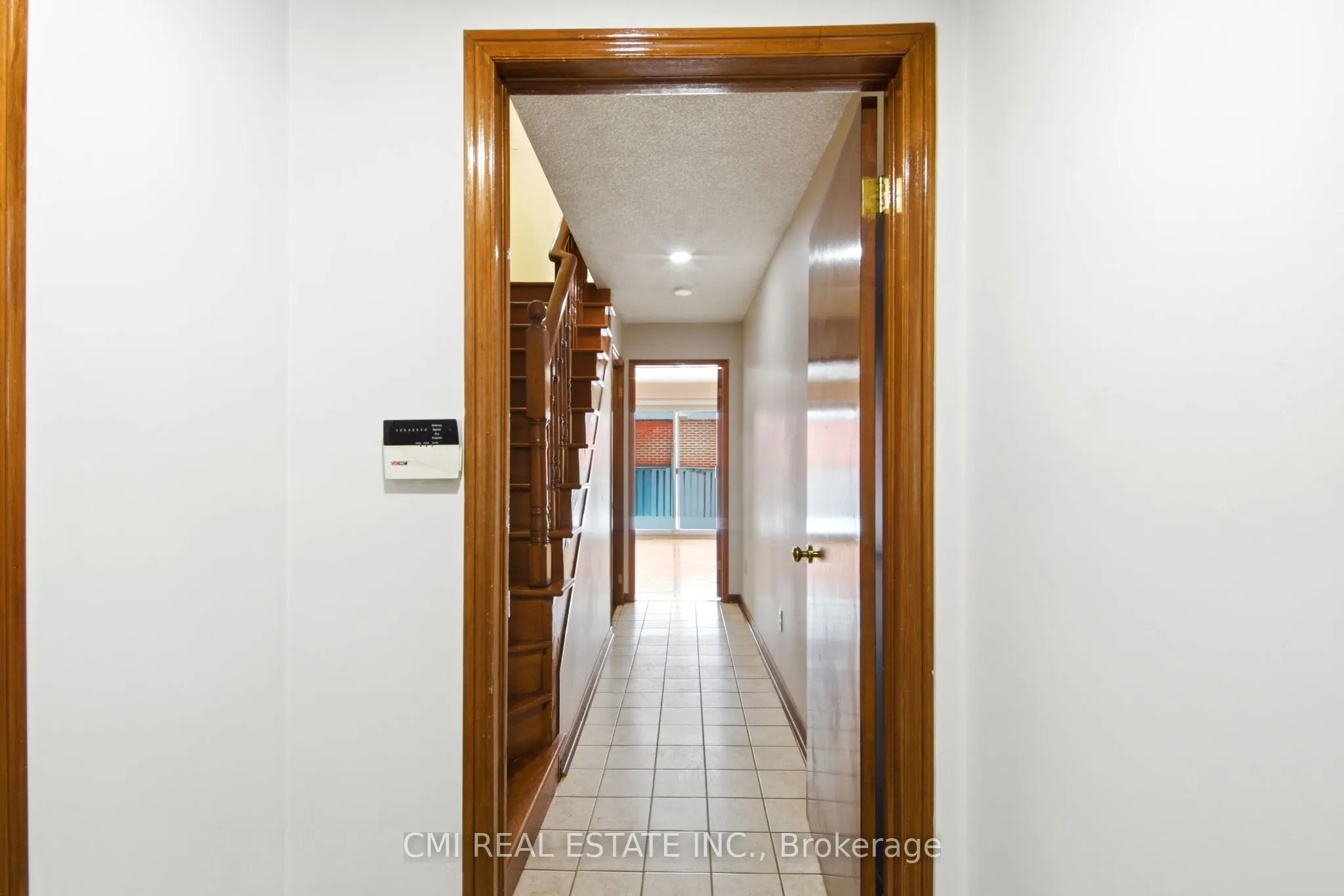 3 Forest Point Drive