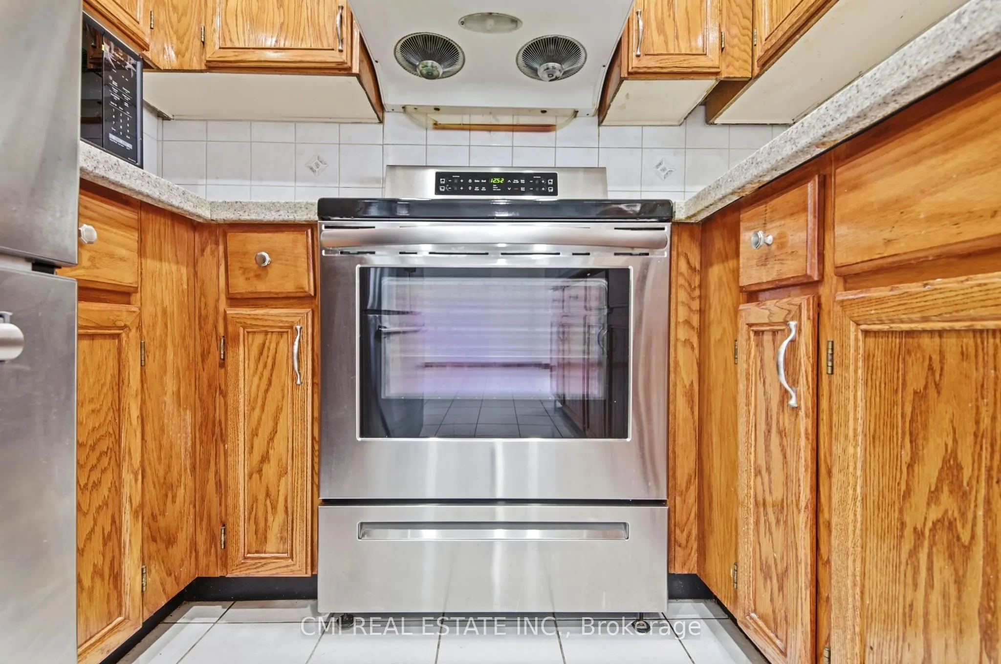 3 Forest Point Drive