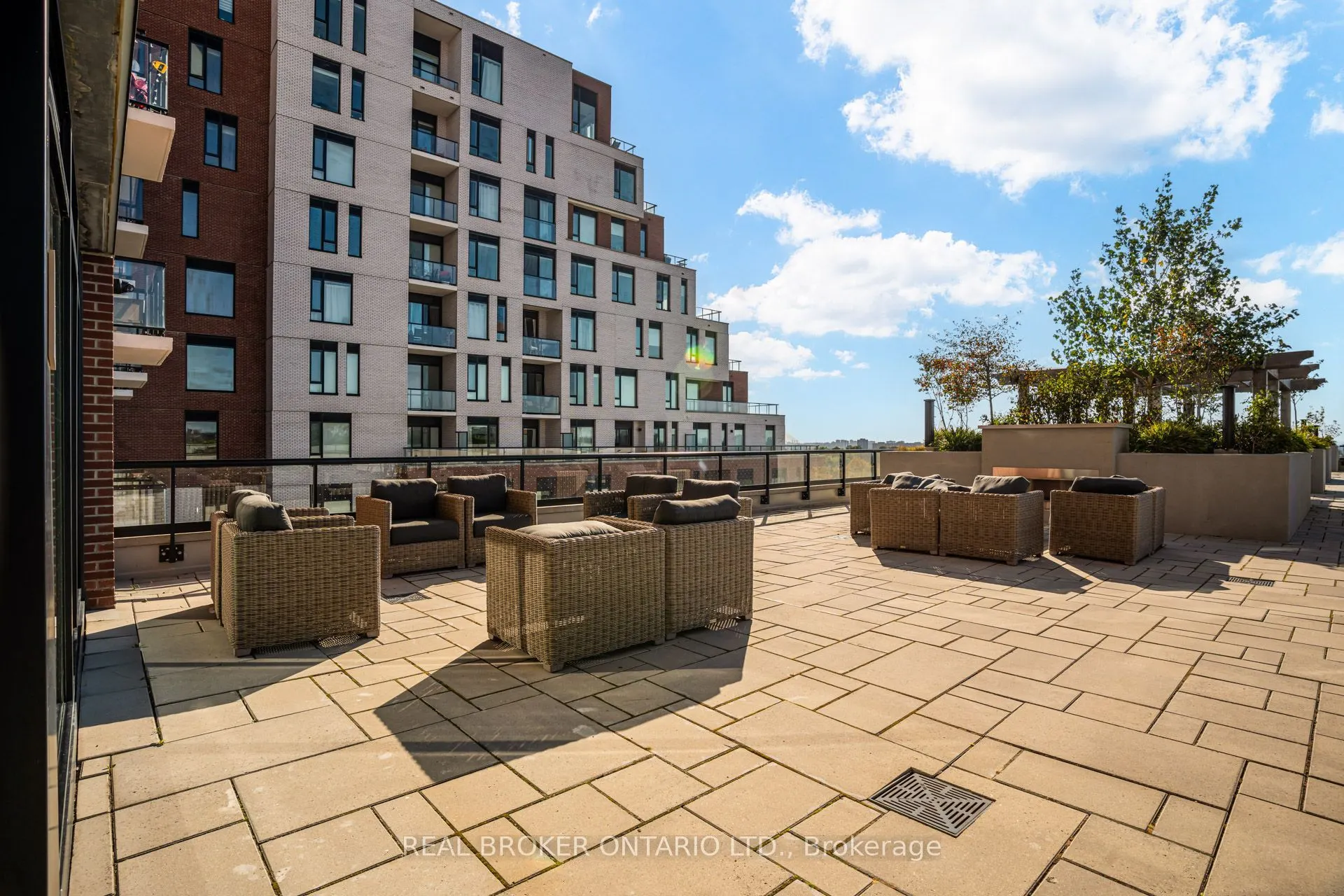 11 Maryport Avenue #208