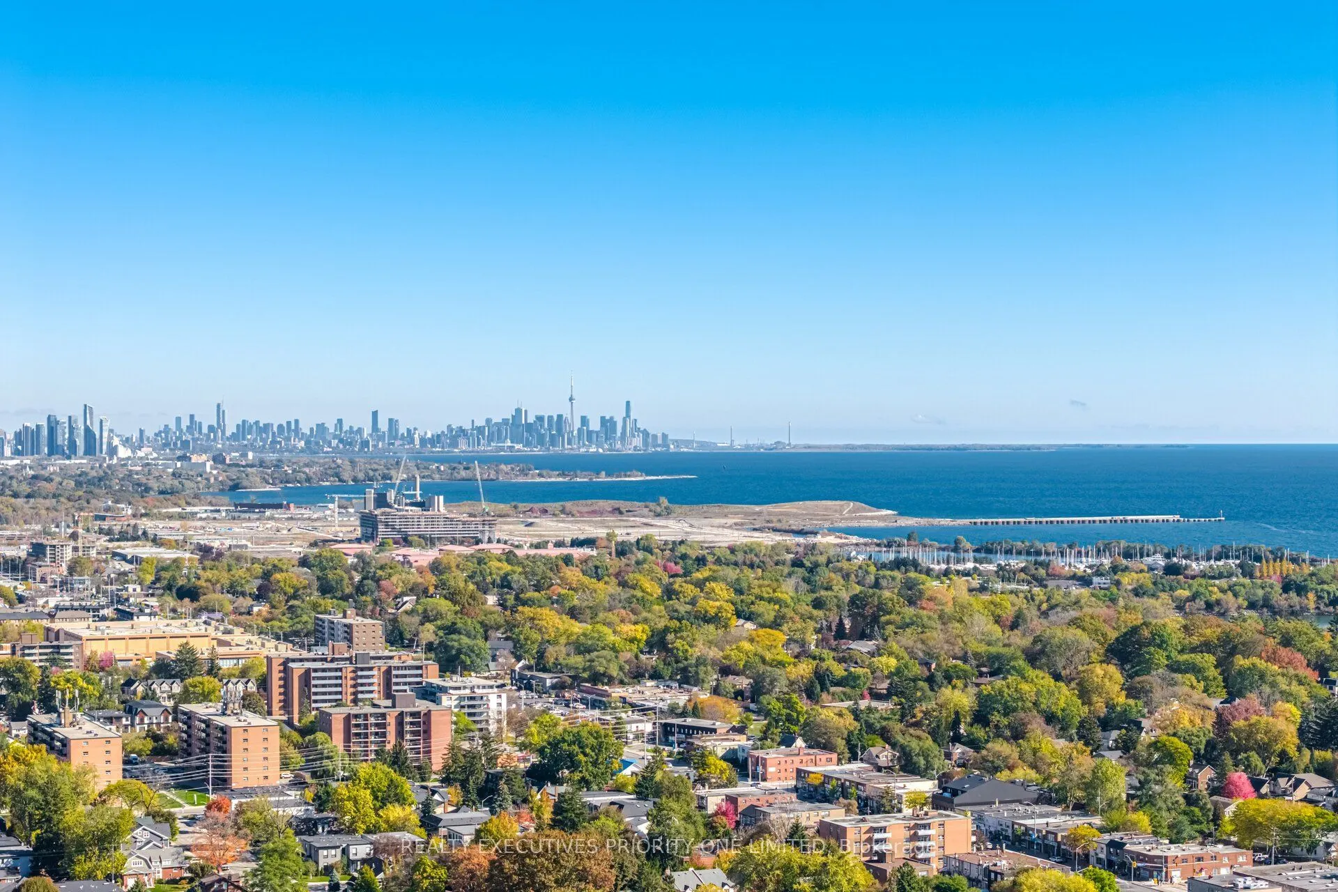 21 Park Street E #601