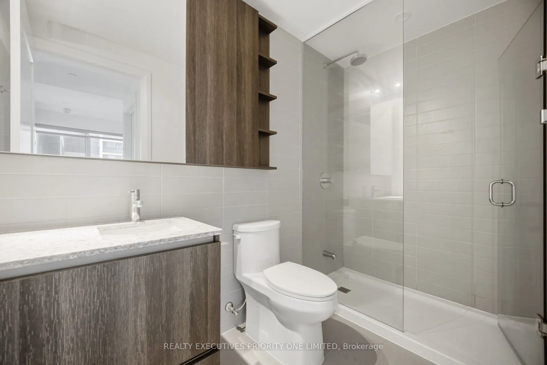 21 Park Street E #601
