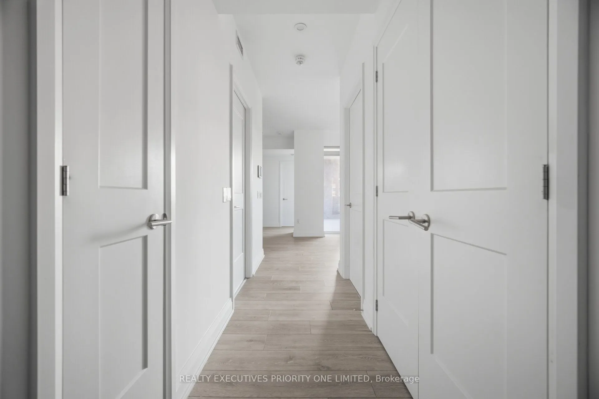 21 Park Street E #601