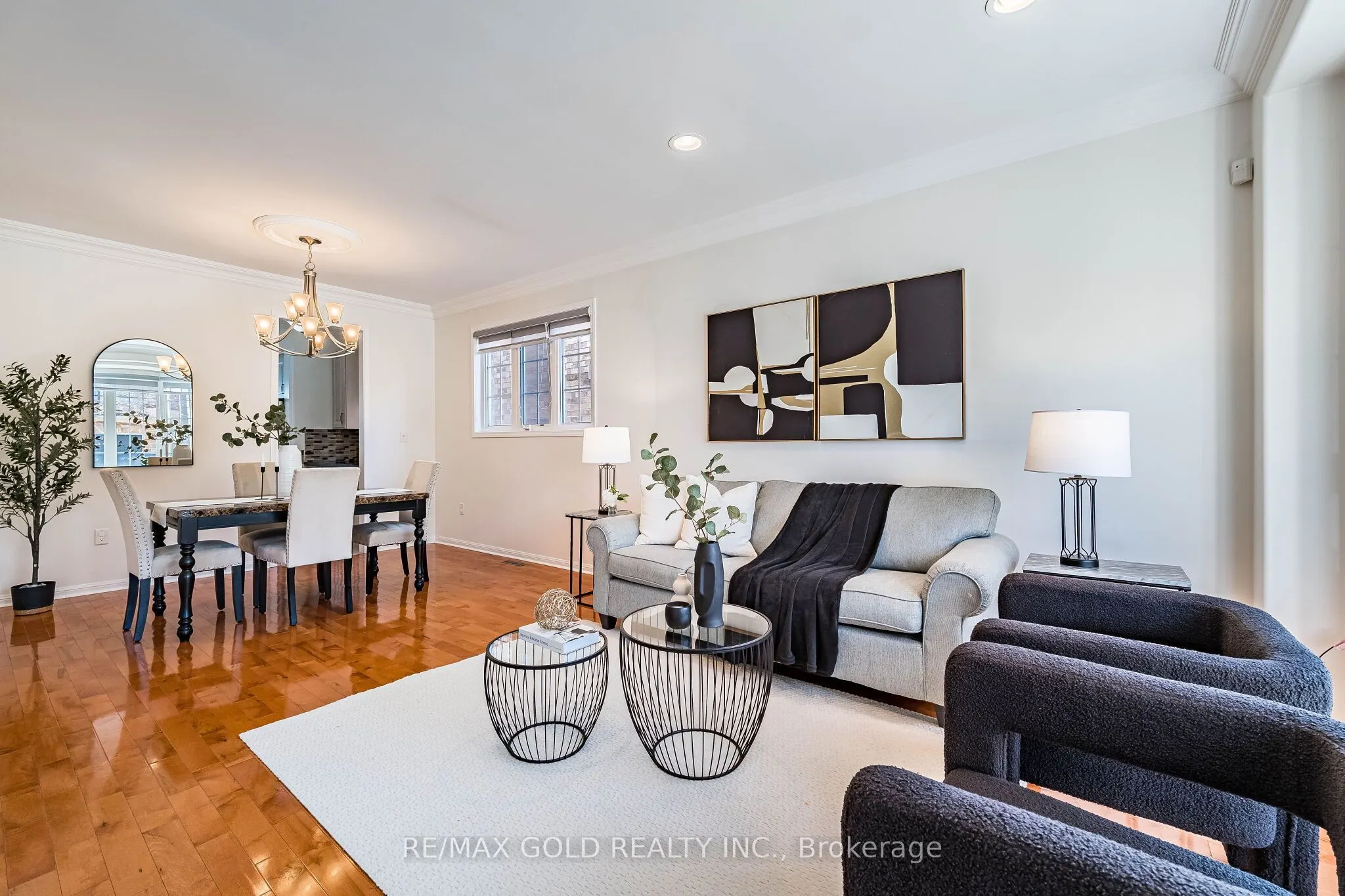 21 Mistybrook Crescent