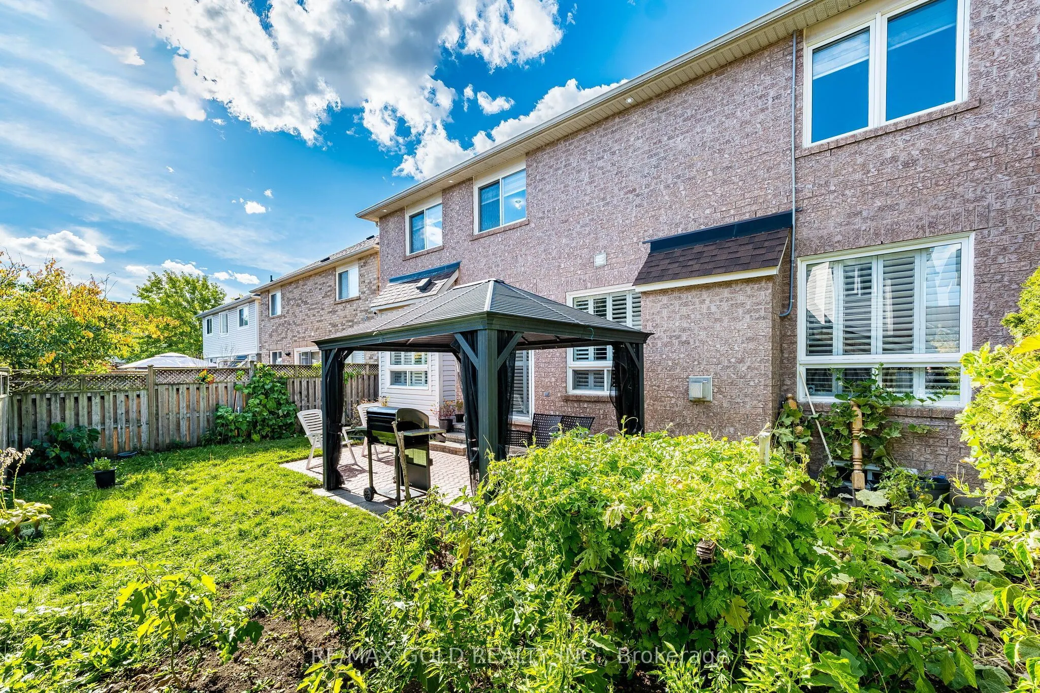 21 Mistybrook Crescent