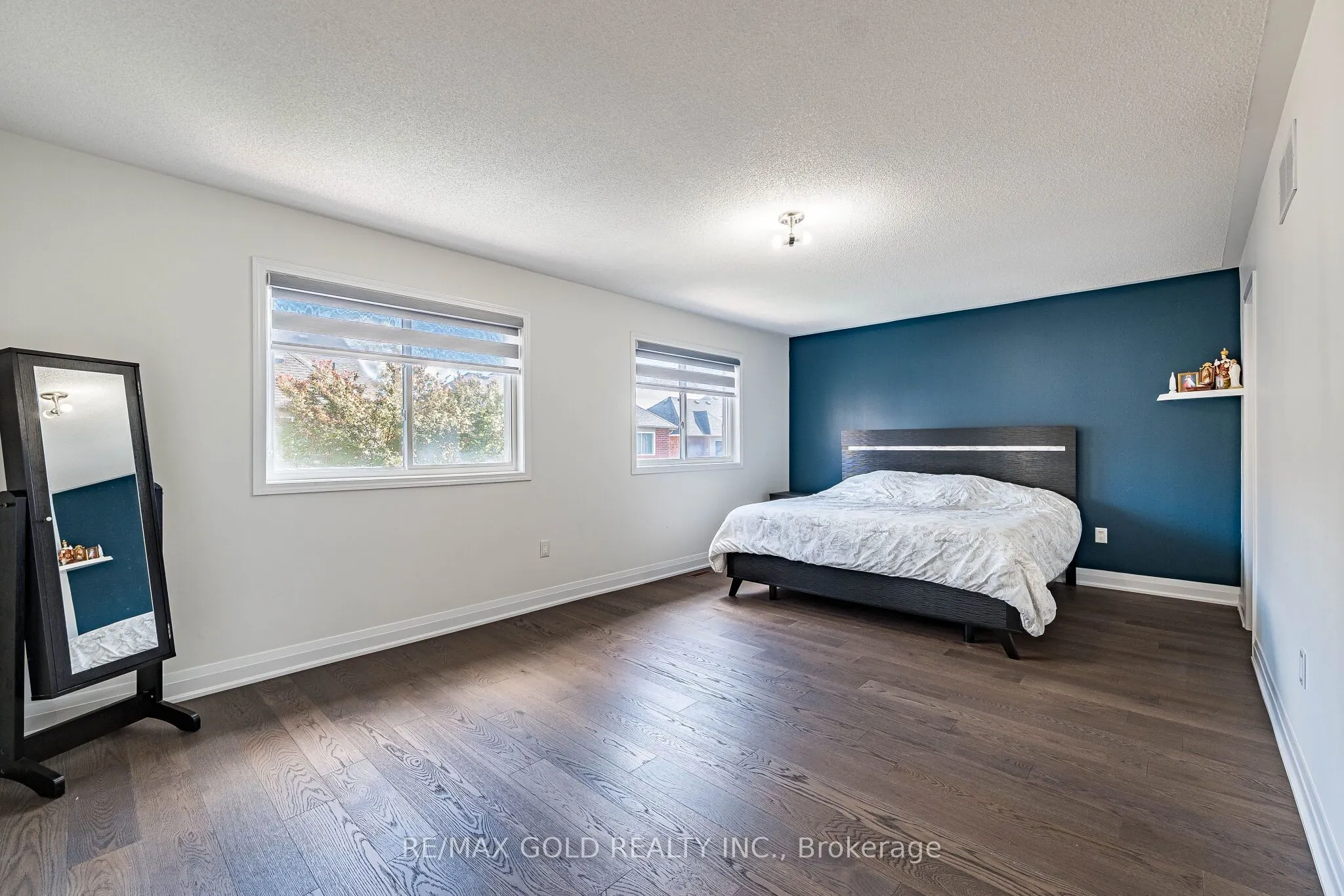 21 Mistybrook Crescent