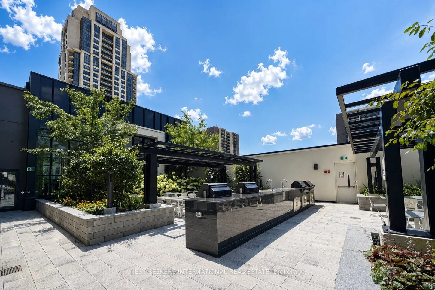 10 Eva Road #508