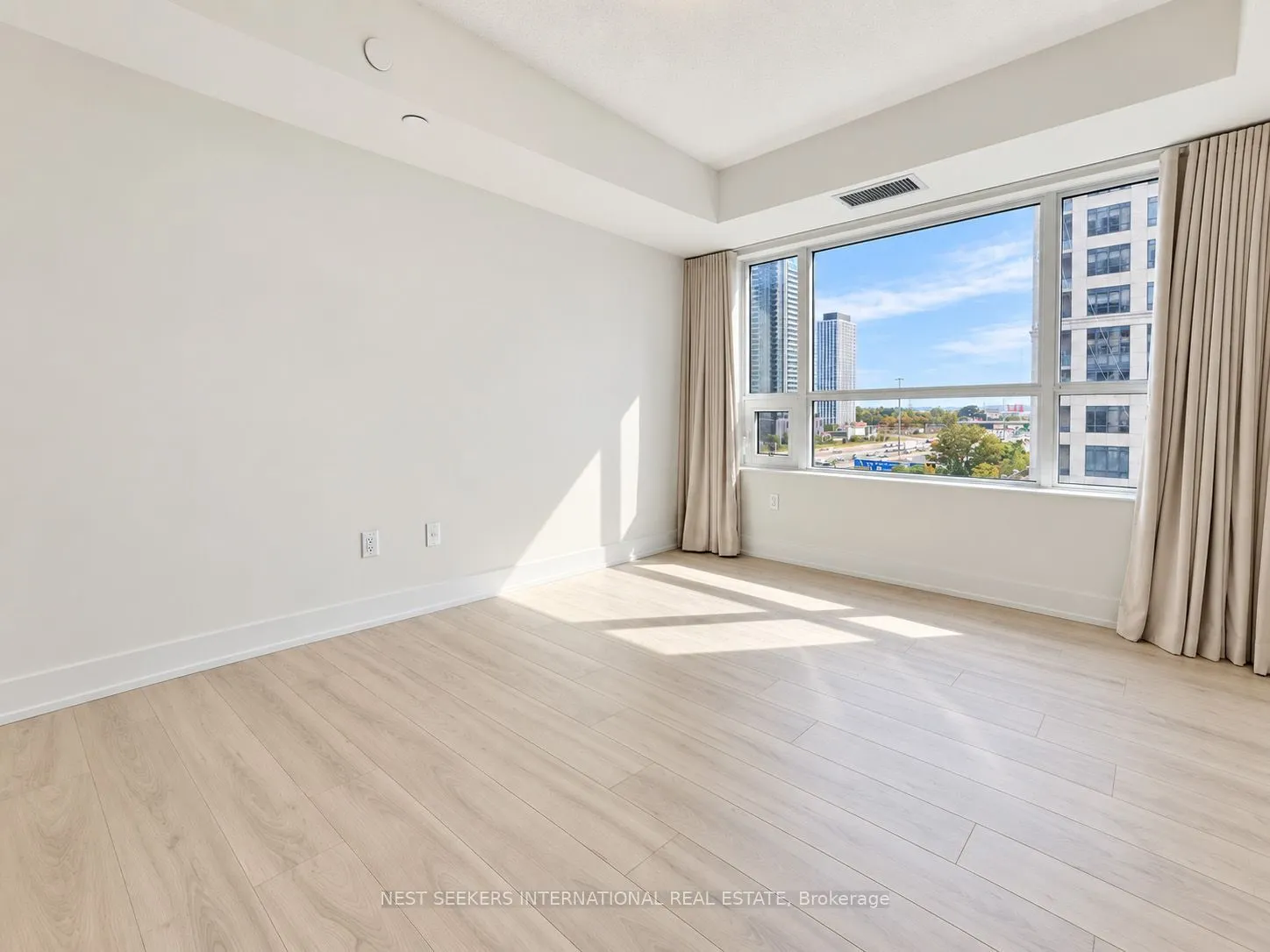 10 Eva Road #508
