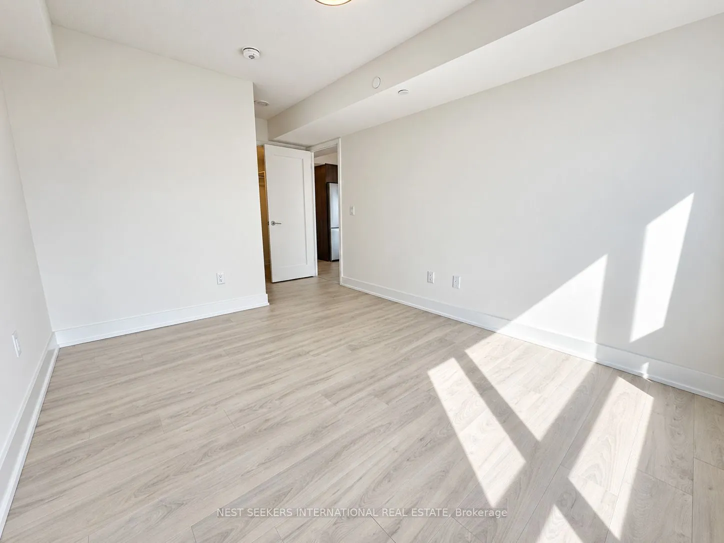 10 Eva Road #508