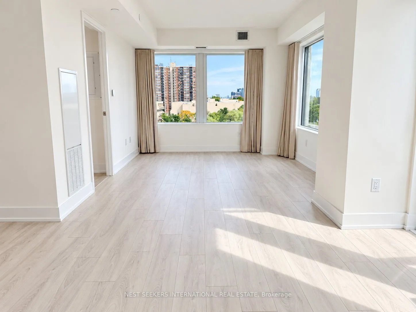 10 Eva Road #508