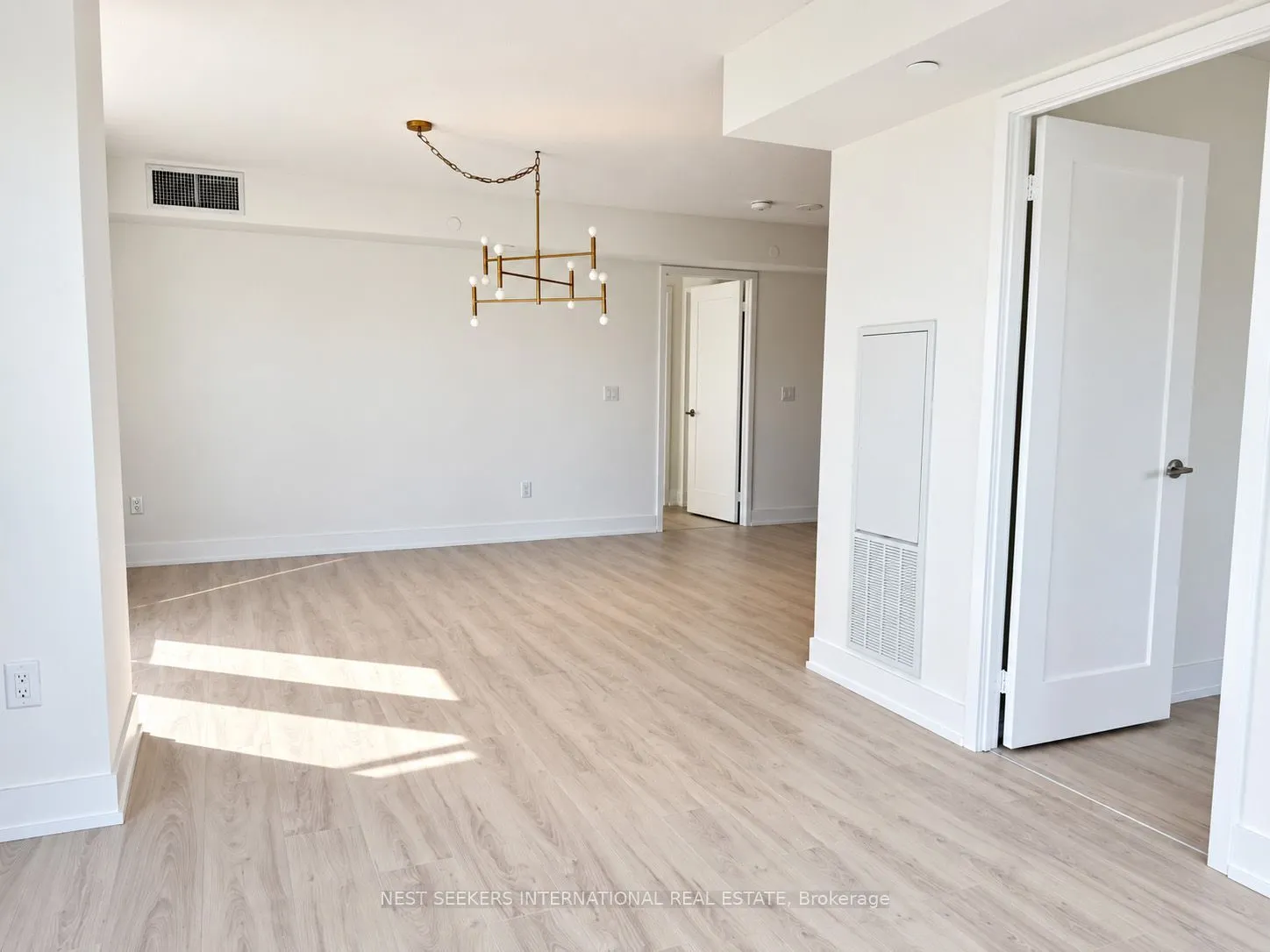 10 Eva Road #508