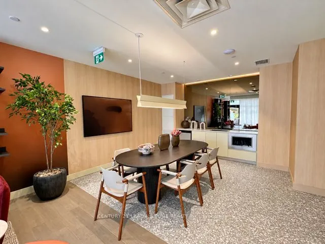 3008 William Cutmore Boulevard #706