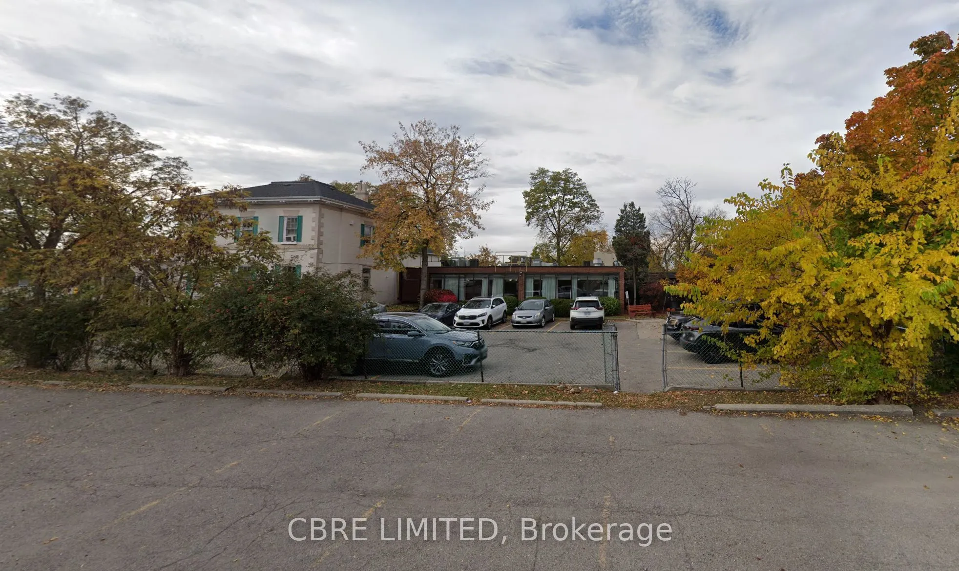 444-450 Rustic Road