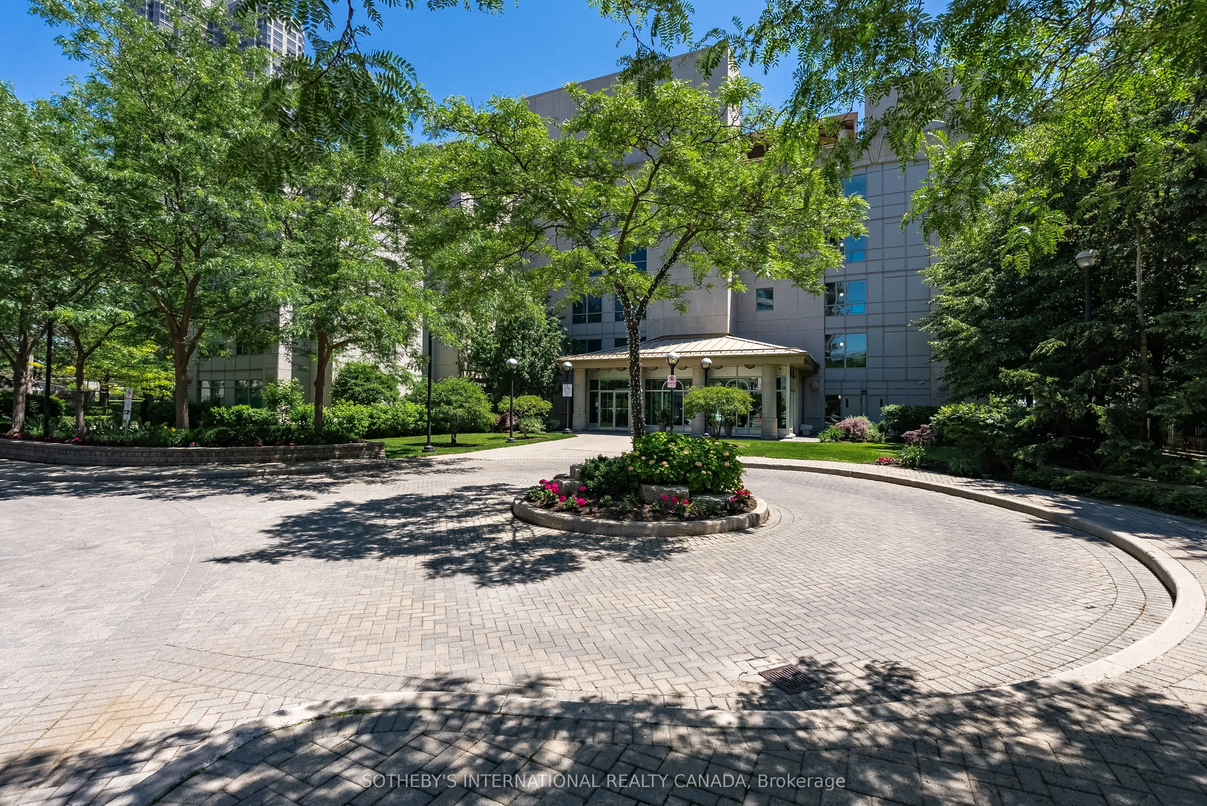 80 Palace Pier Court #302