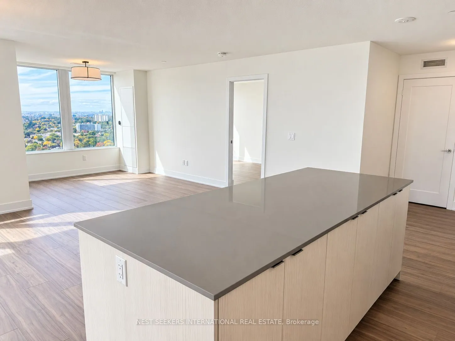 10 Eva Road #2402