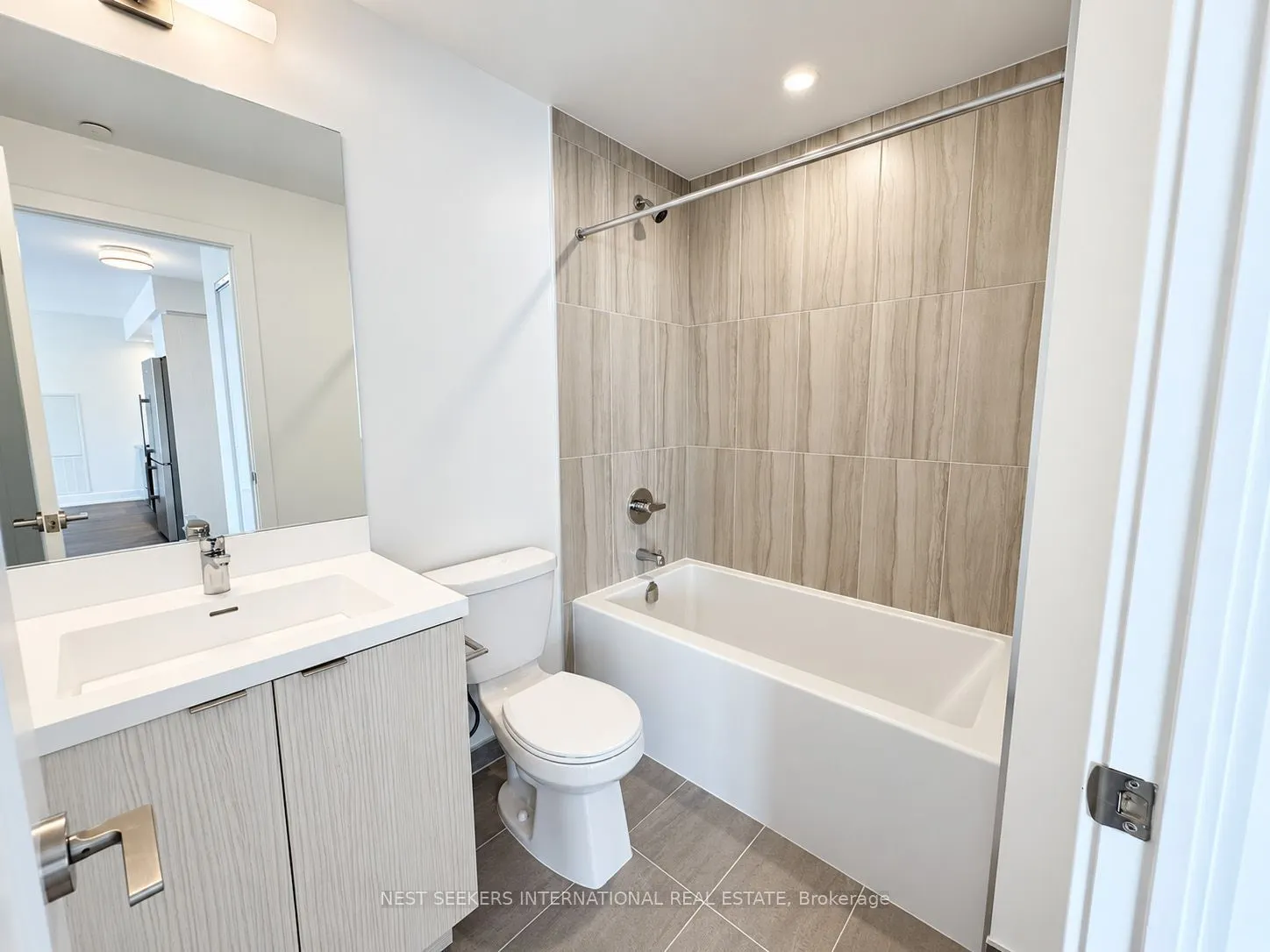 10 Eva Road #2402