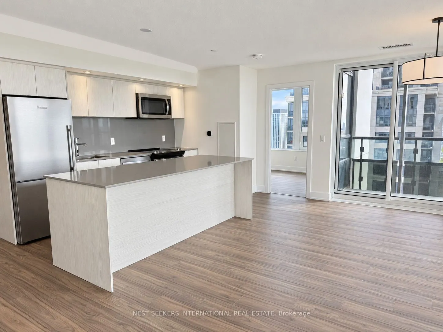 10 Eva Road #2402