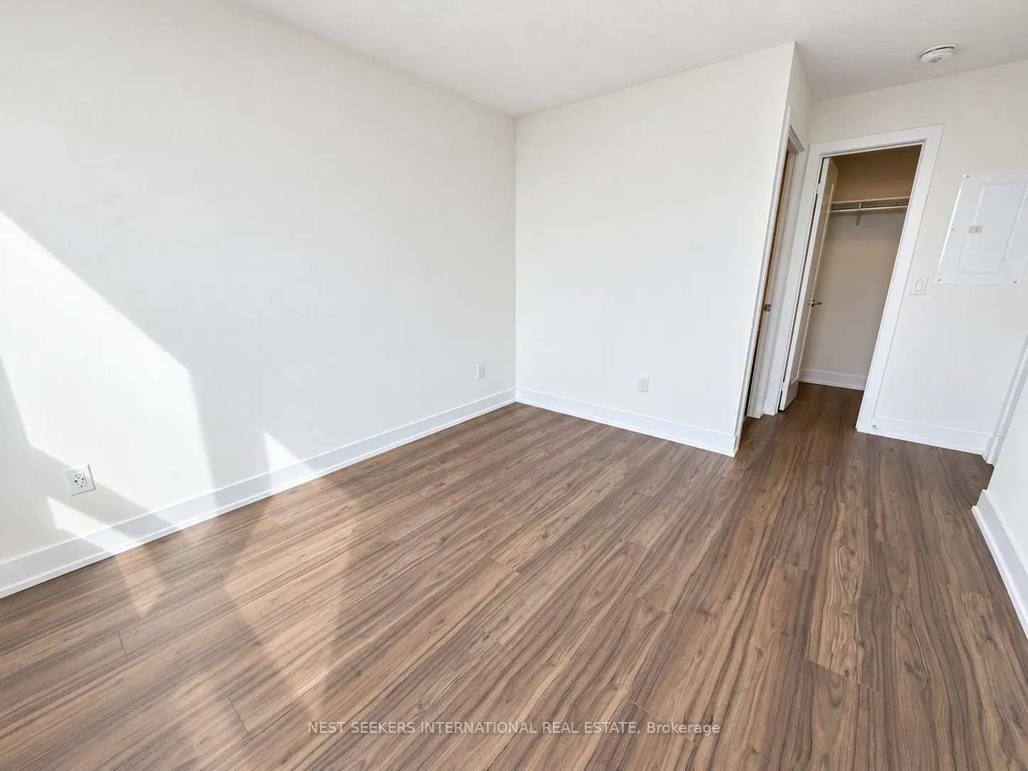 10 Eva Road #2402