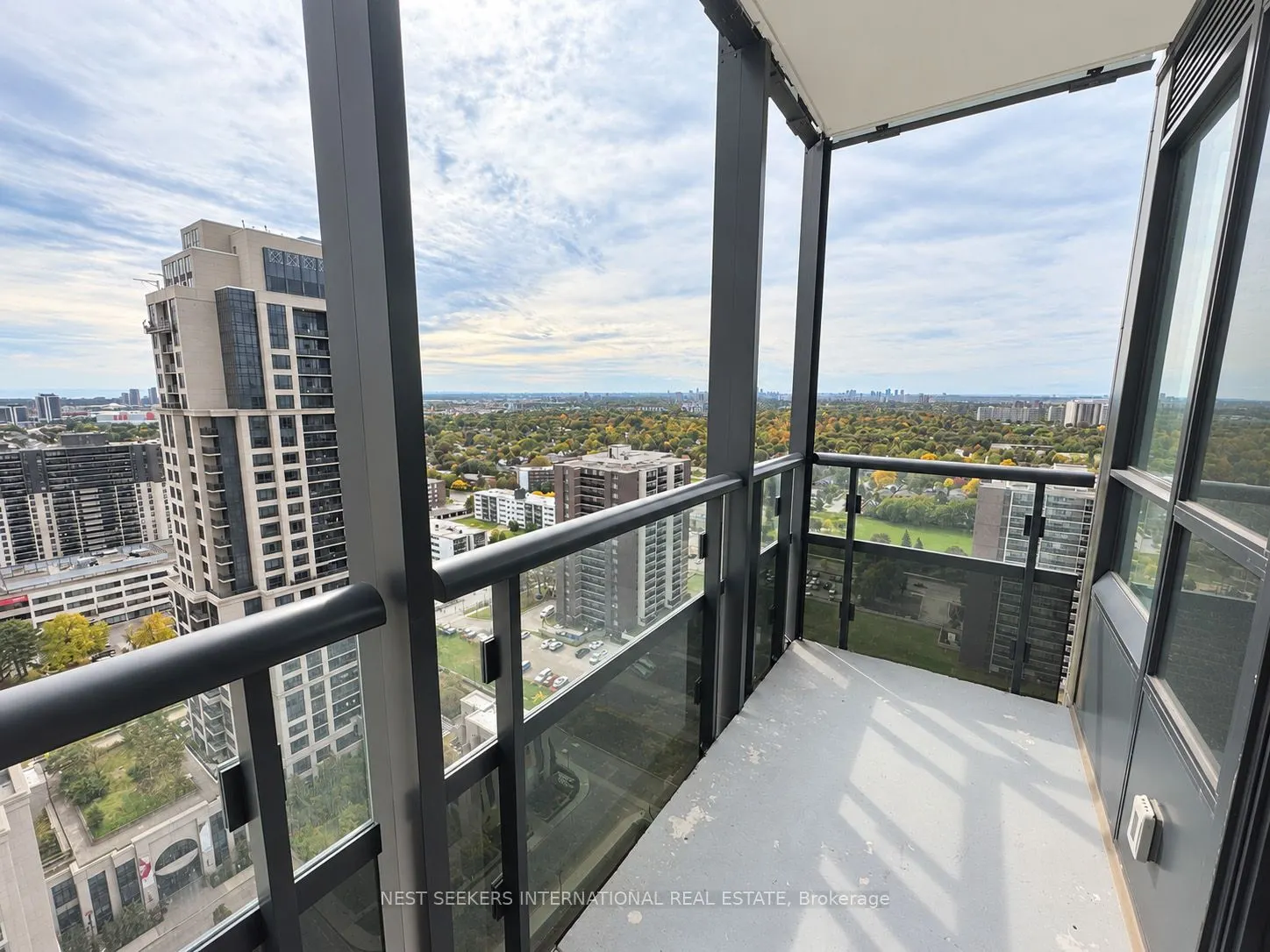 10 Eva Road #2402