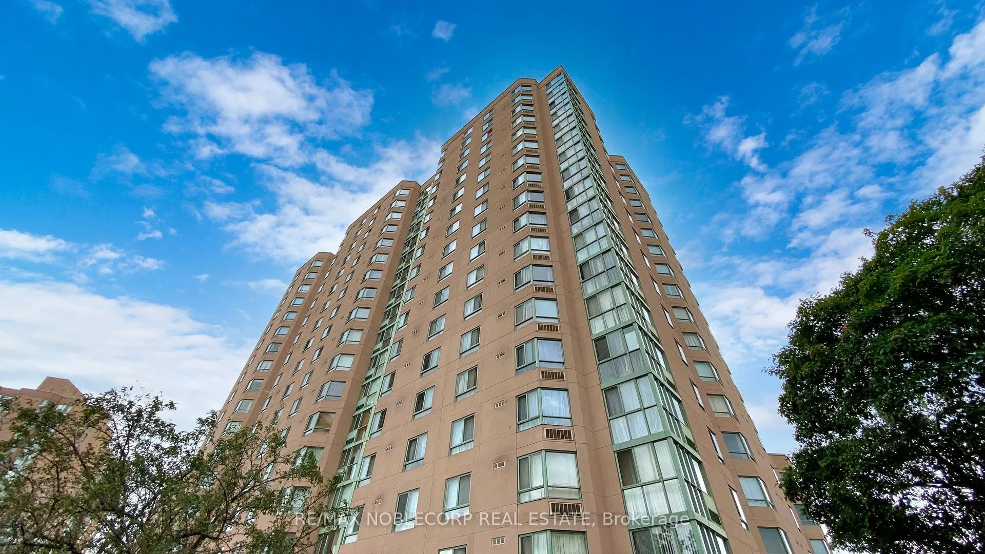 41 Markbrook Lane #906
