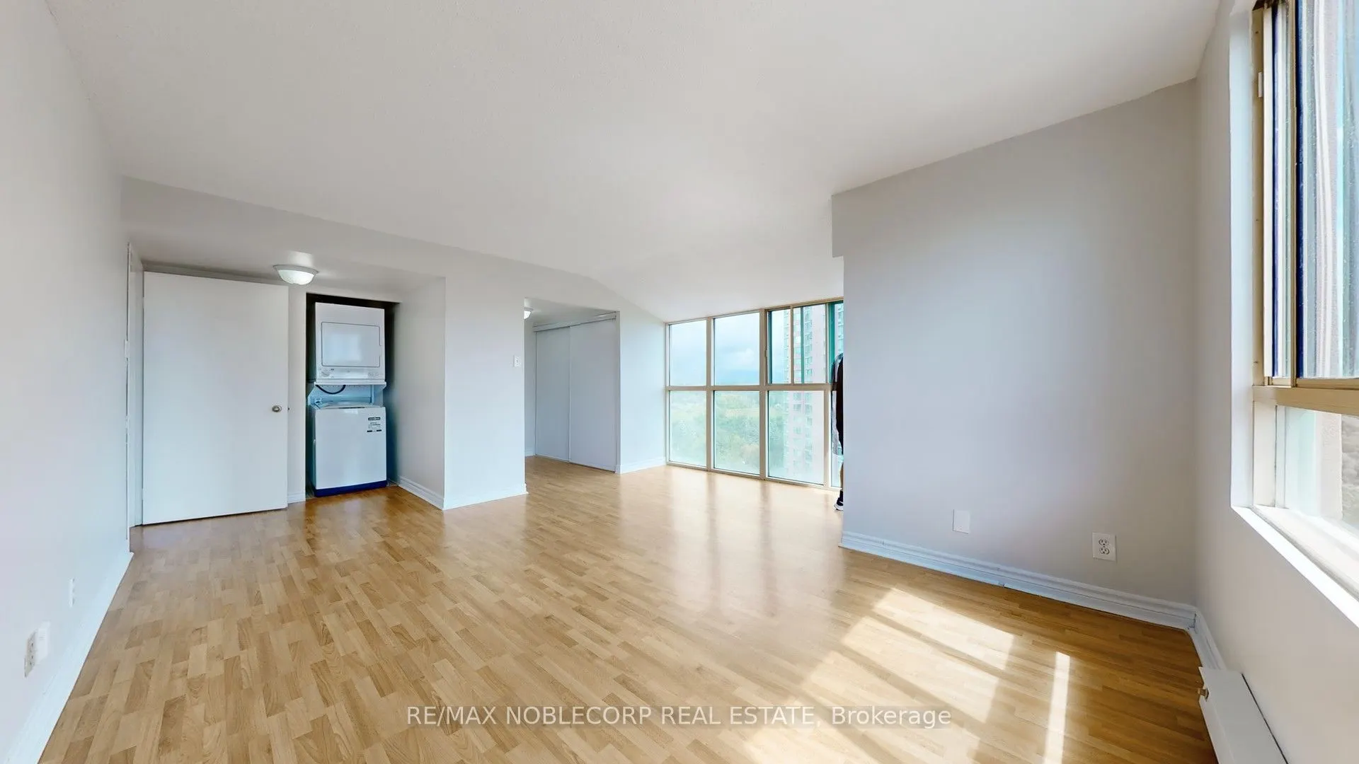 41 Markbrook Lane #906