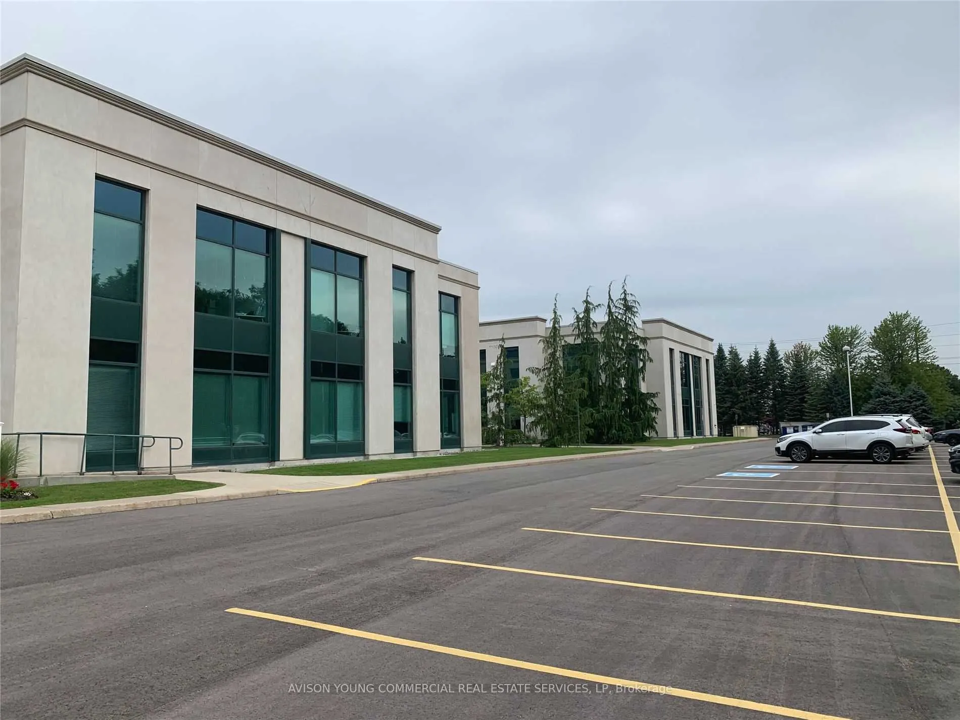 1540 Cornwall Road E #205
