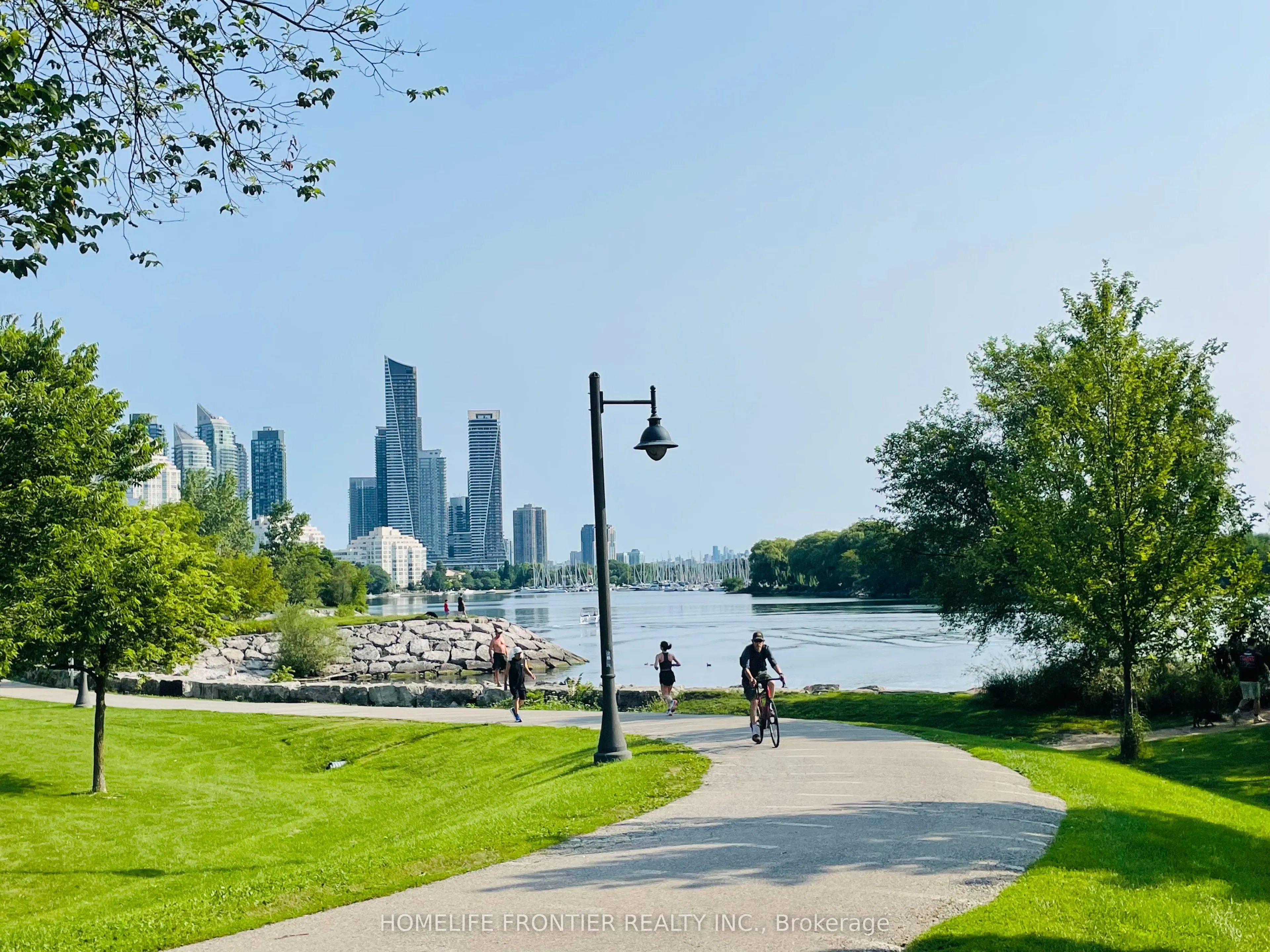 2200 Lakeshore Boulevard W #1001