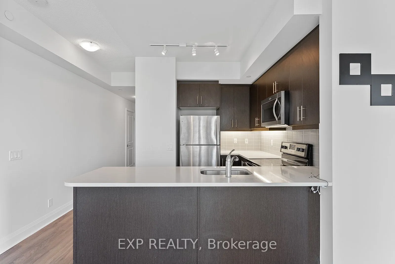 15 Zorra Street #1202