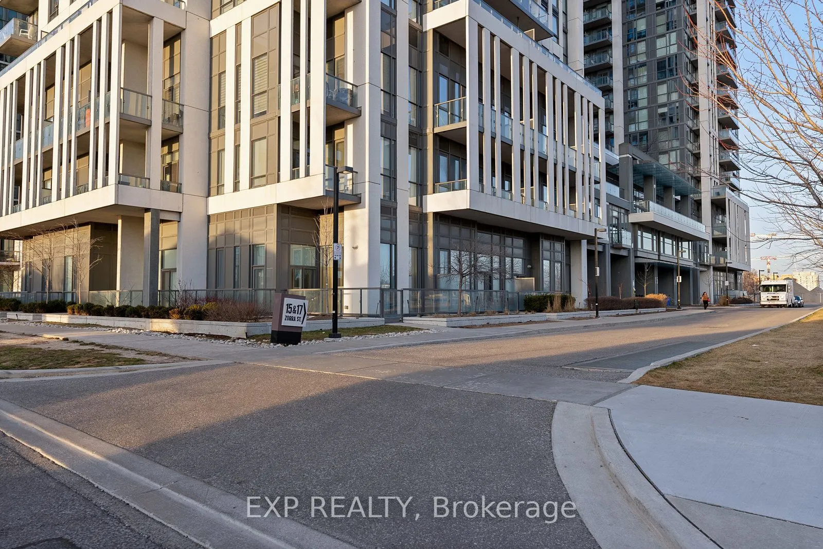 15 Zorra Street #1202