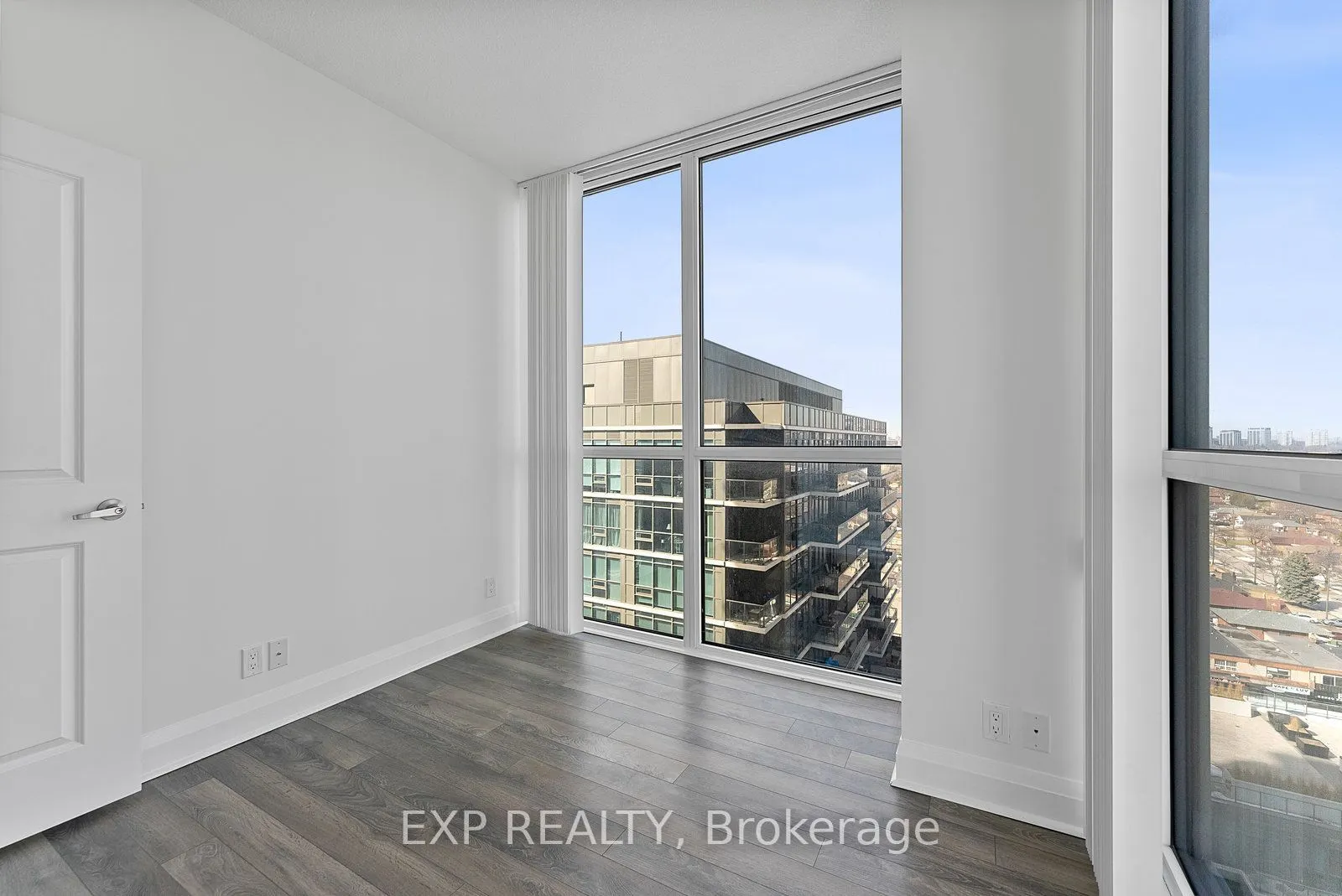 15 Zorra Street #1202