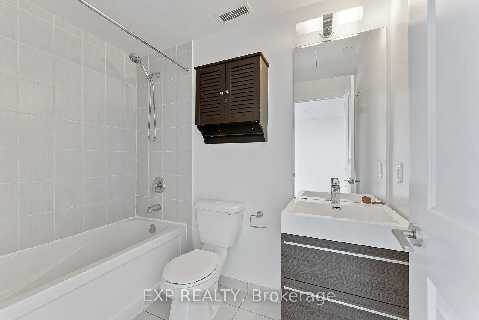 15 Zorra Street #1202