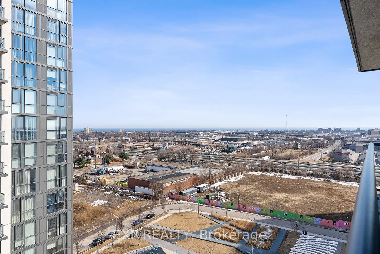 15 Zorra Street #1202