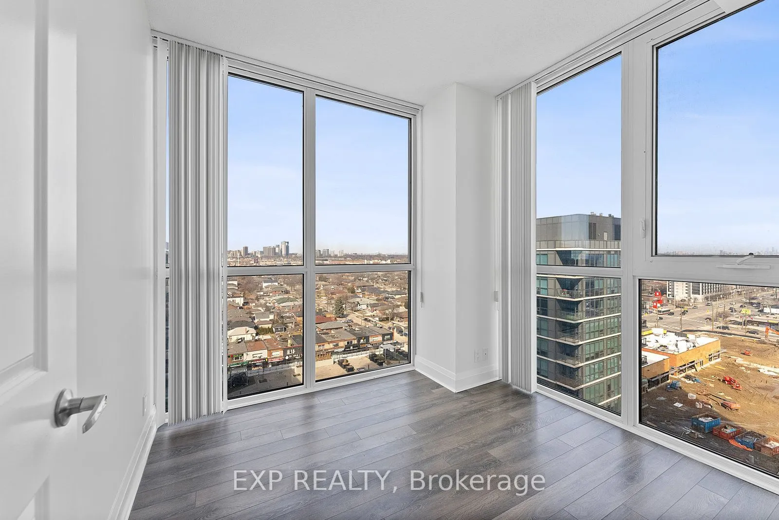 15 Zorra Street #1202
