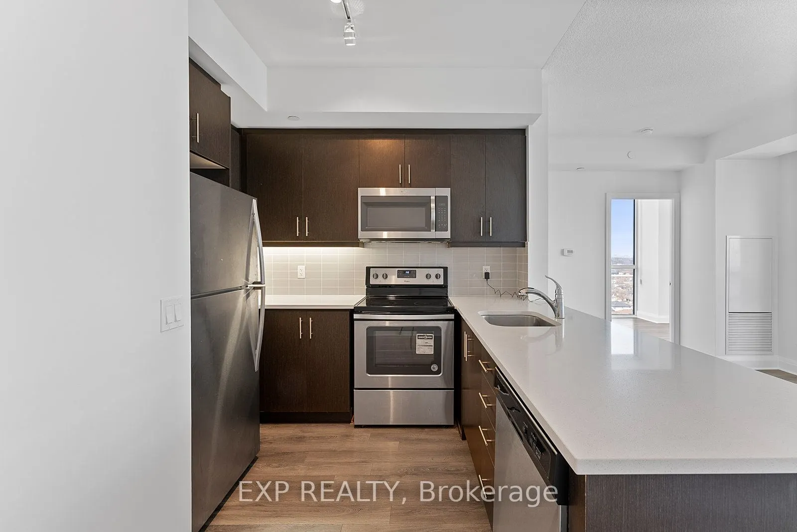 15 Zorra Street #1202
