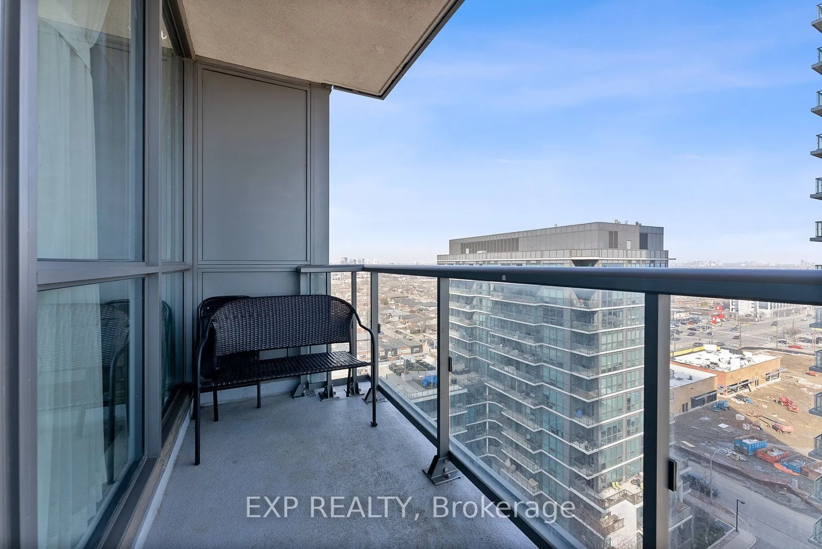 15 Zorra Street #1202