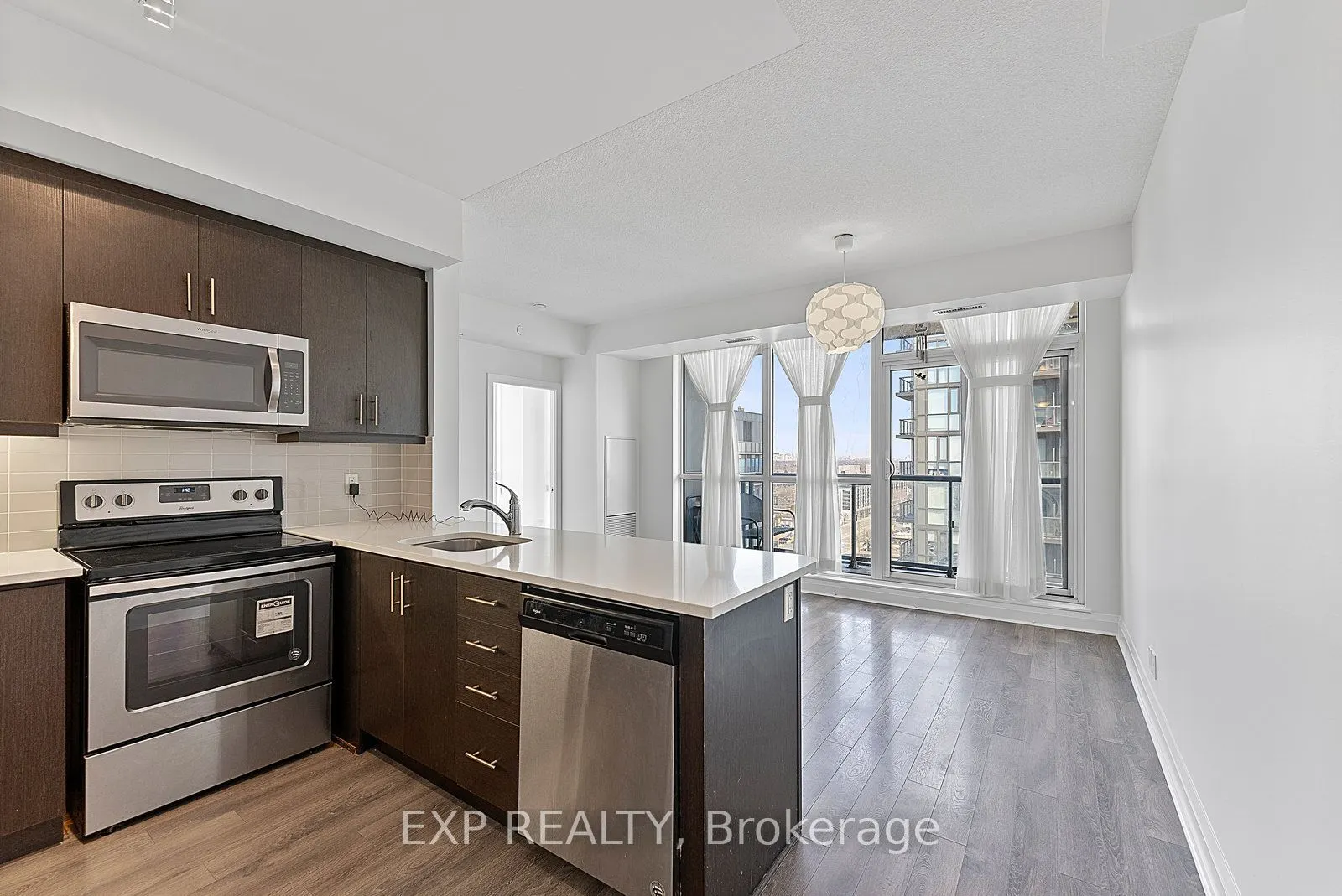 15 Zorra Street #1202