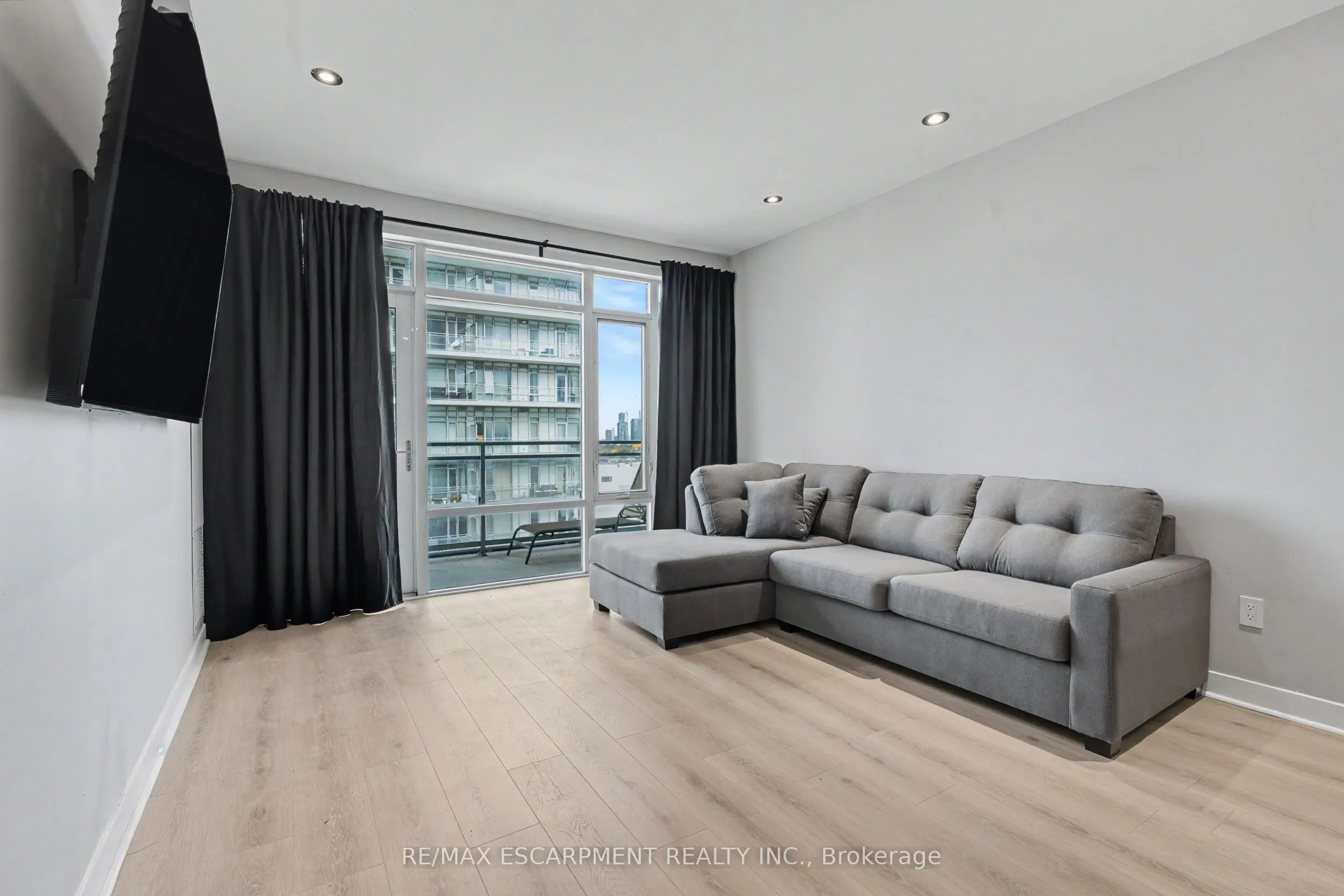 365 Prince of Wales Drive #1309