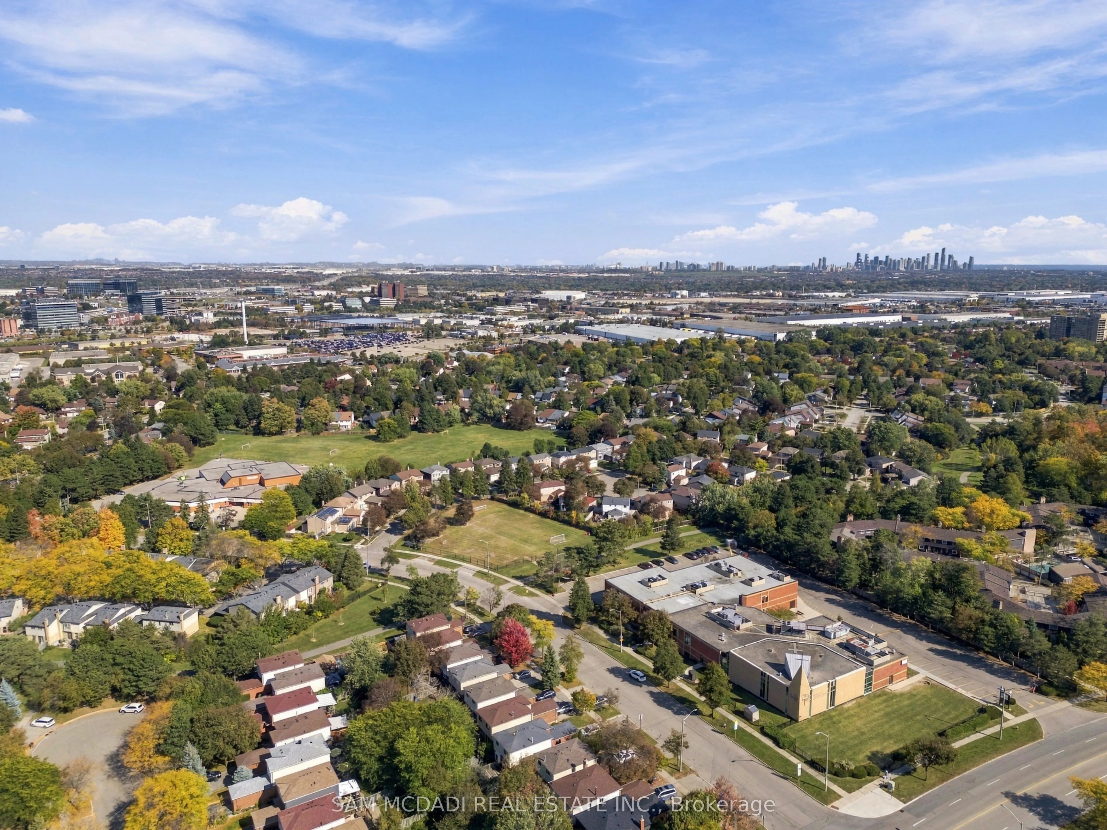 2779 Gananoque Drive #87