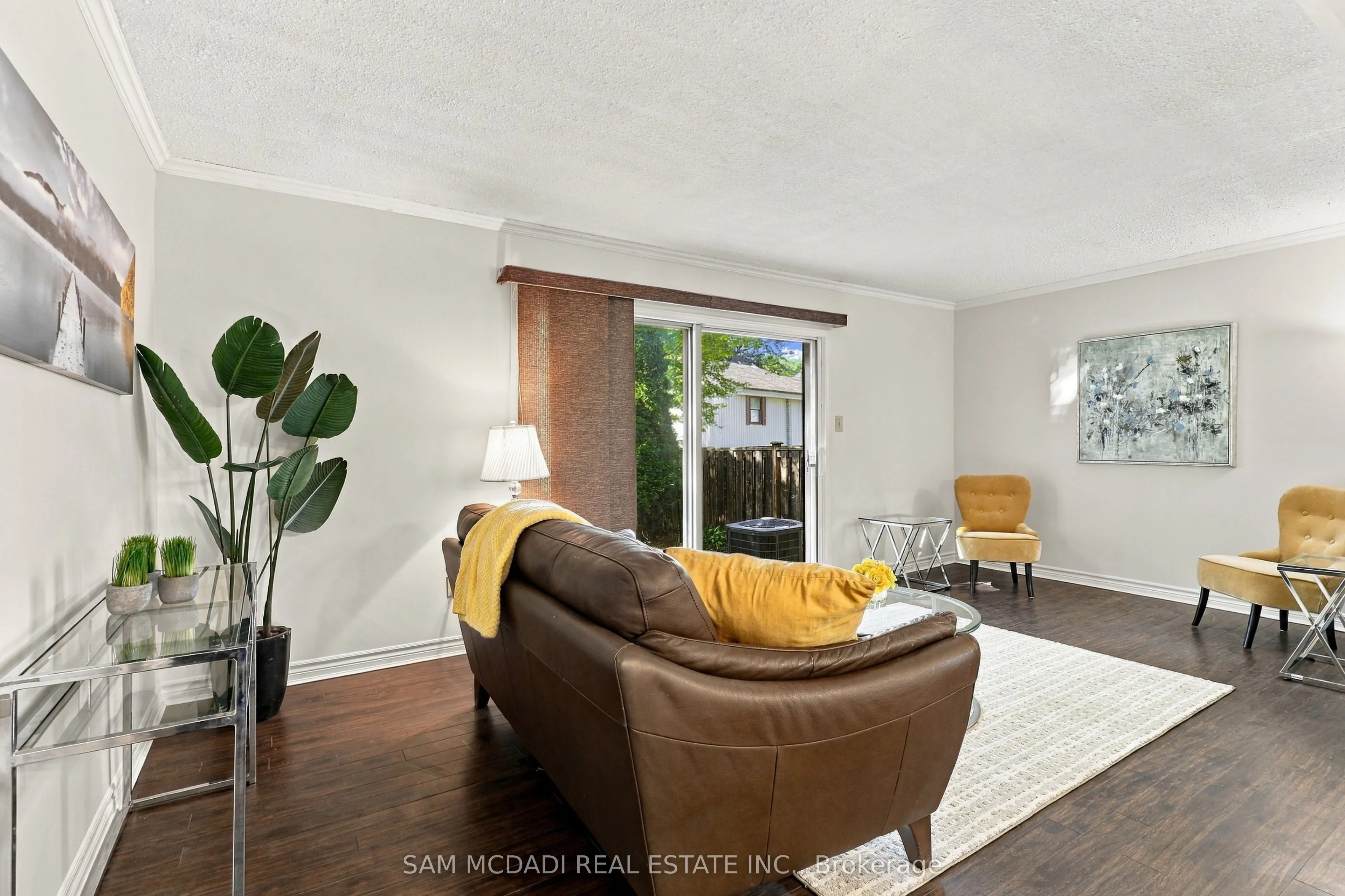 2779 Gananoque Drive #87