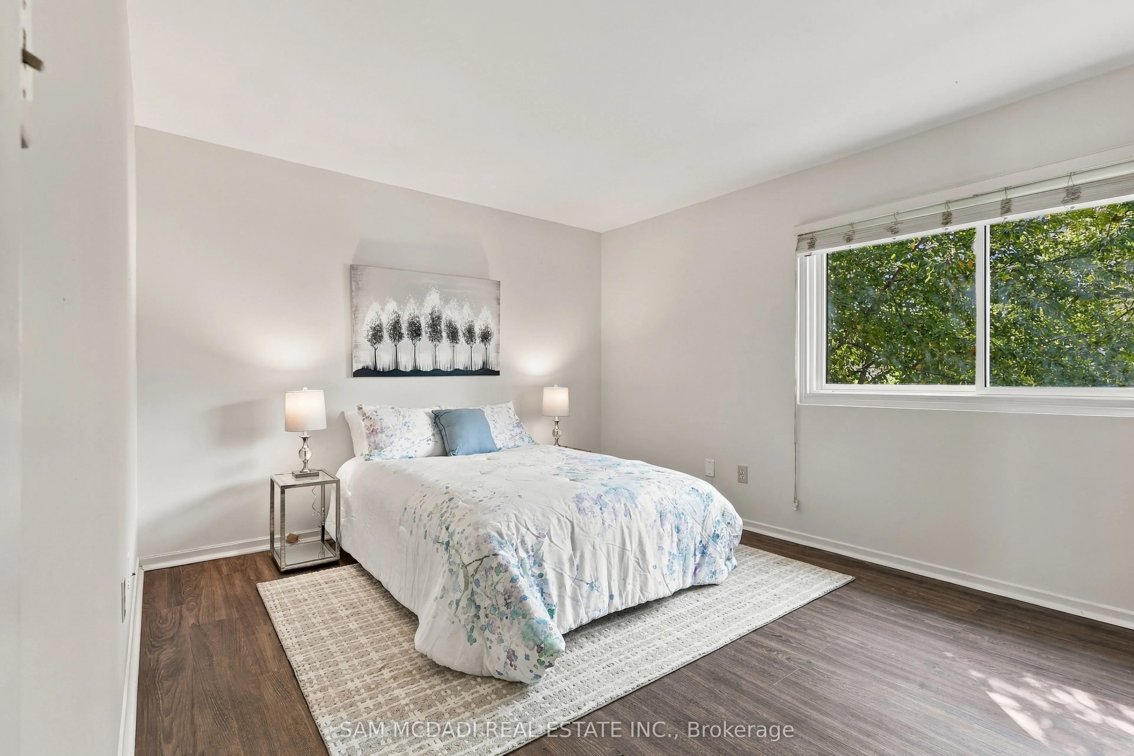 2779 Gananoque Drive #87
