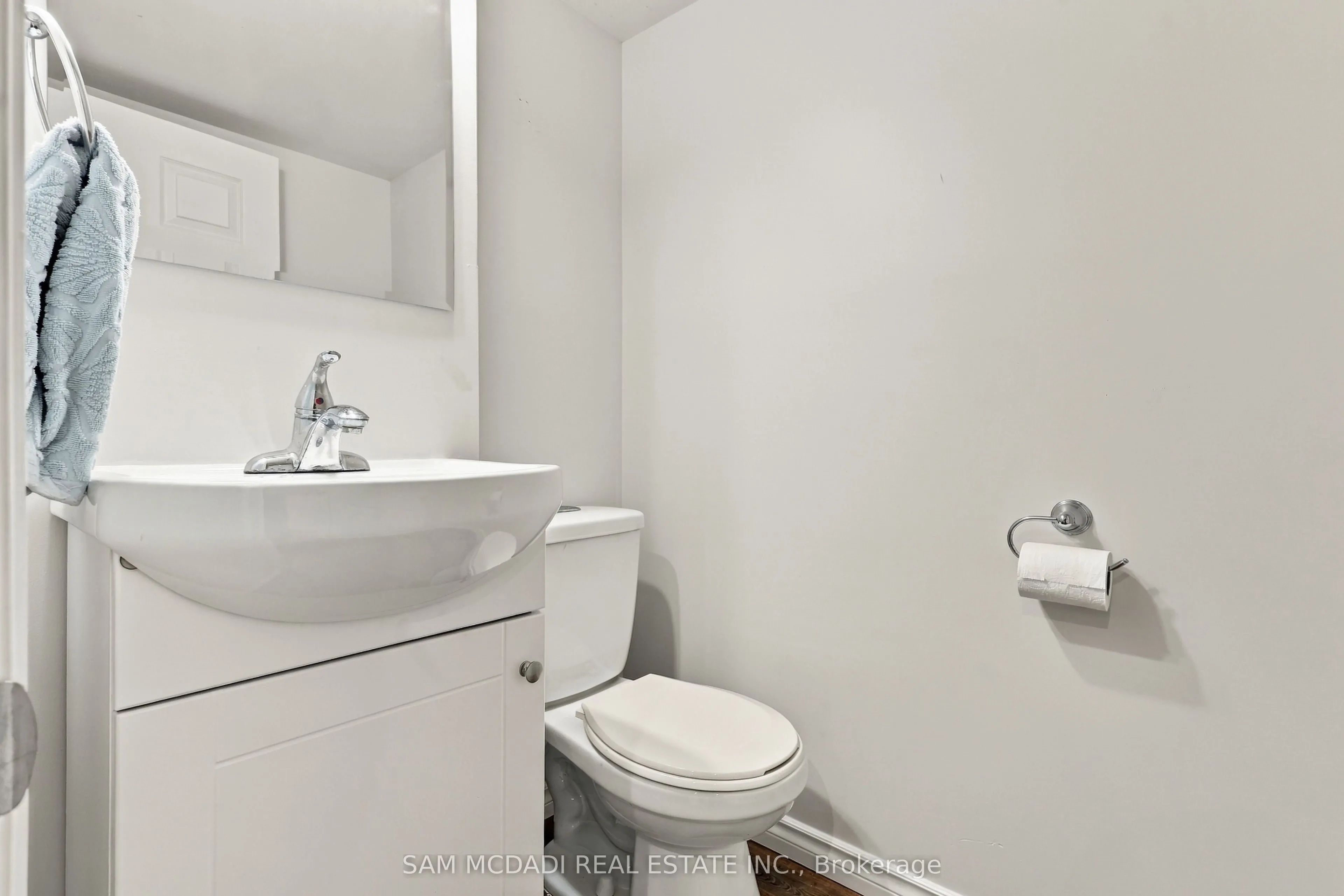 2779 Gananoque Drive #87