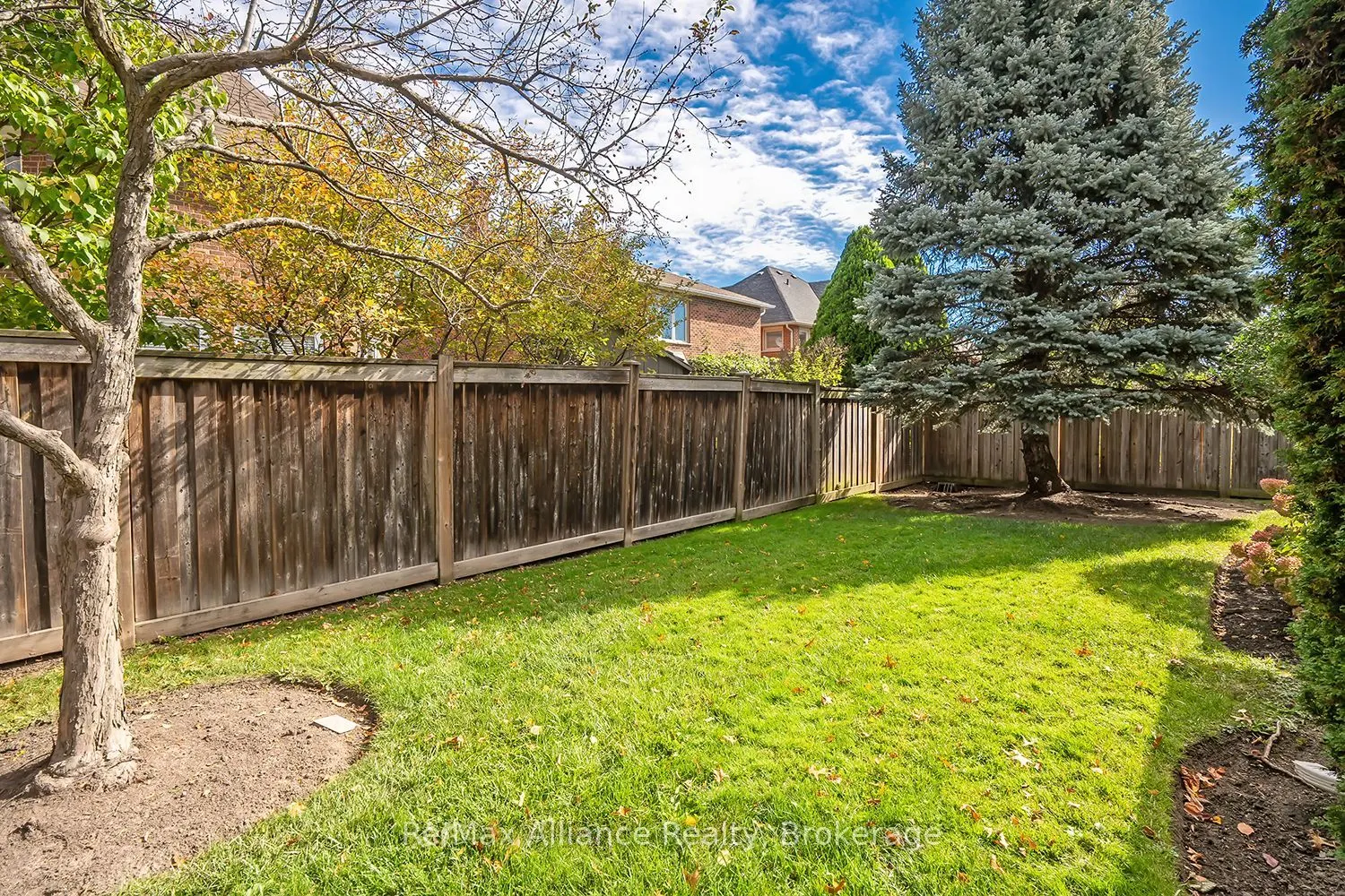 2151 Pineview Drive