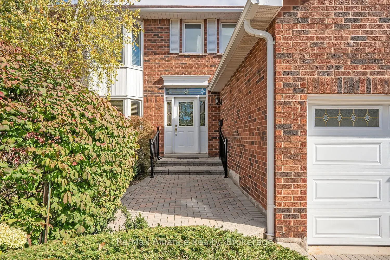 2151 Pineview Drive