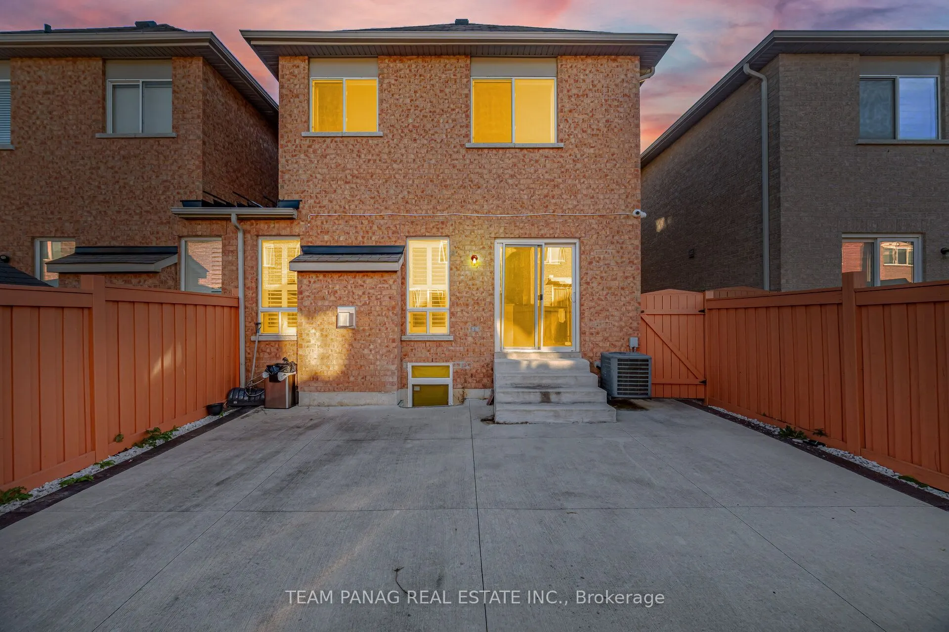 11 Peachill Court